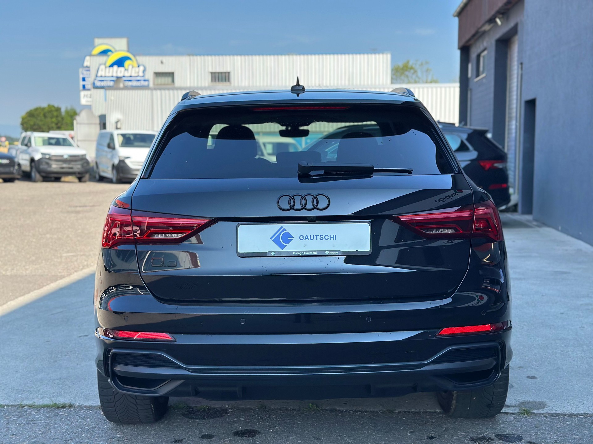 AUDI Q3 45 TFSI e S line S-tronic-image-3