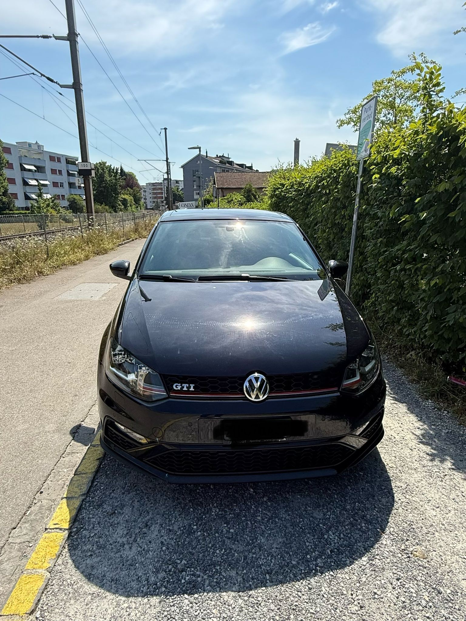 VW 1.8 TSI GTI DSG mit Sportfahrwerk und Panorama-image-0