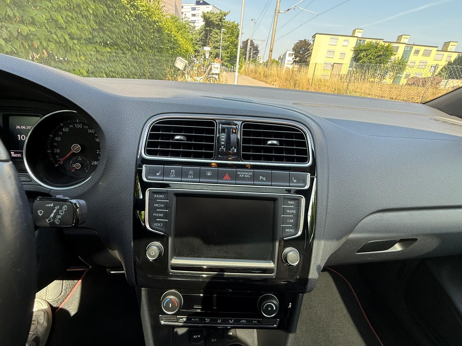 VW 1.8 TSI GTI DSG mit Sportfahrwerk und Panorama-image-11
