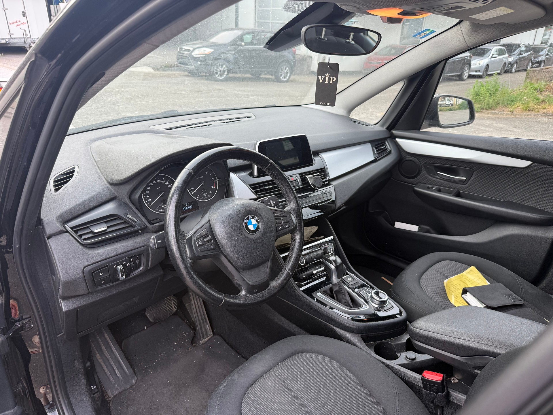 BMW 218d Gran Tourer M Sport-image-4