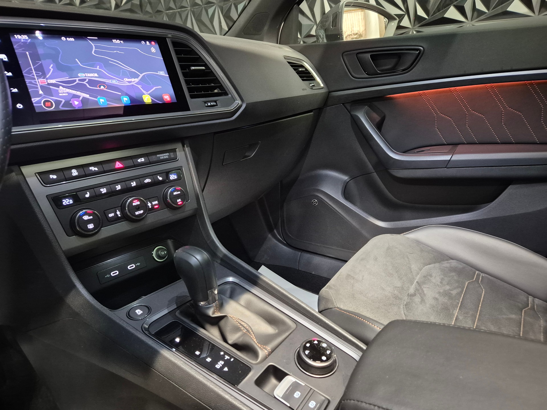 CUPRA Ateca 2.0TSI 4Drive DSG, FACELIFT-MODELL-image-24