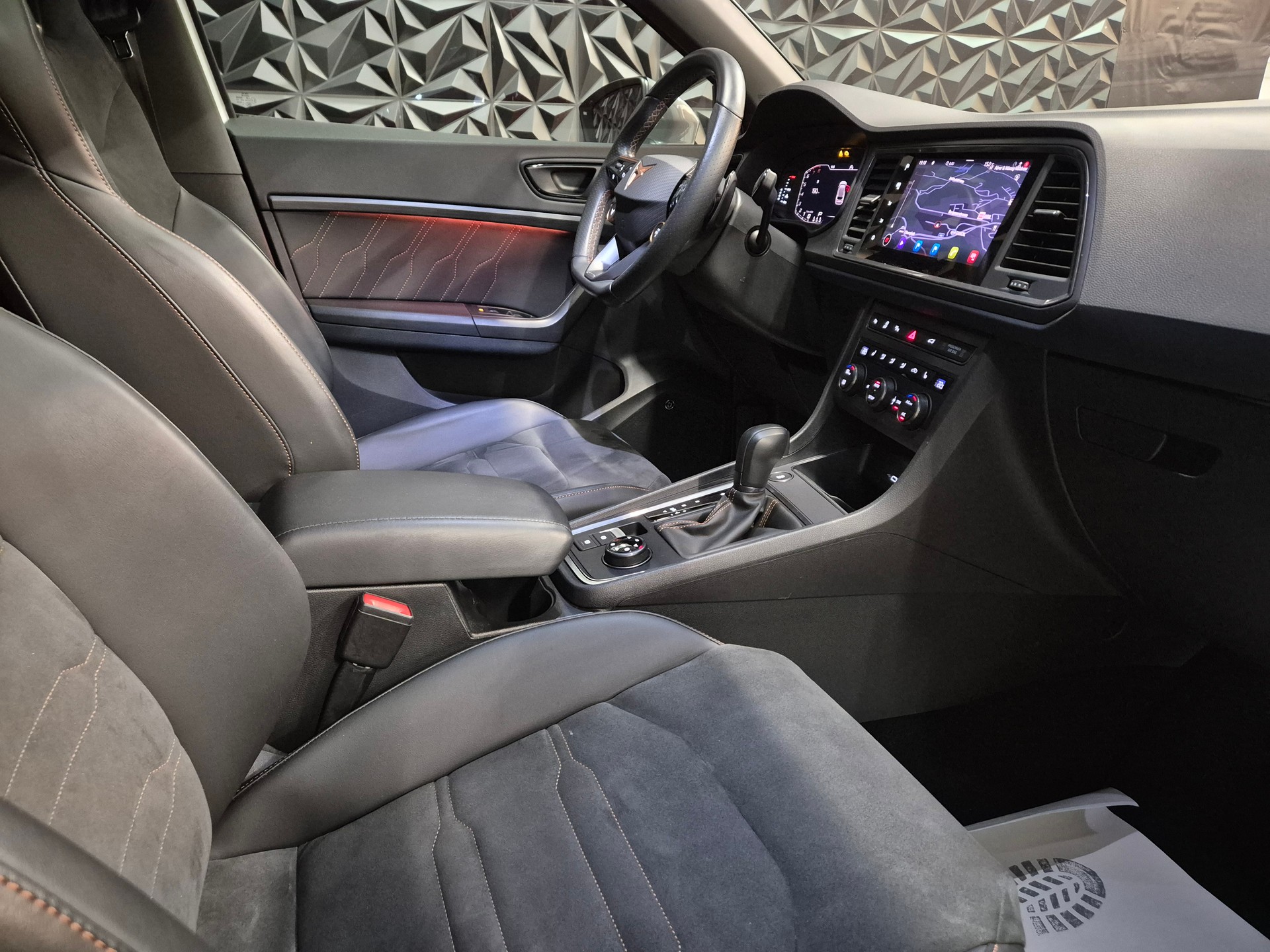 CUPRA Ateca 2.0TSI 4Drive DSG, FACELIFT-MODELL-image-25