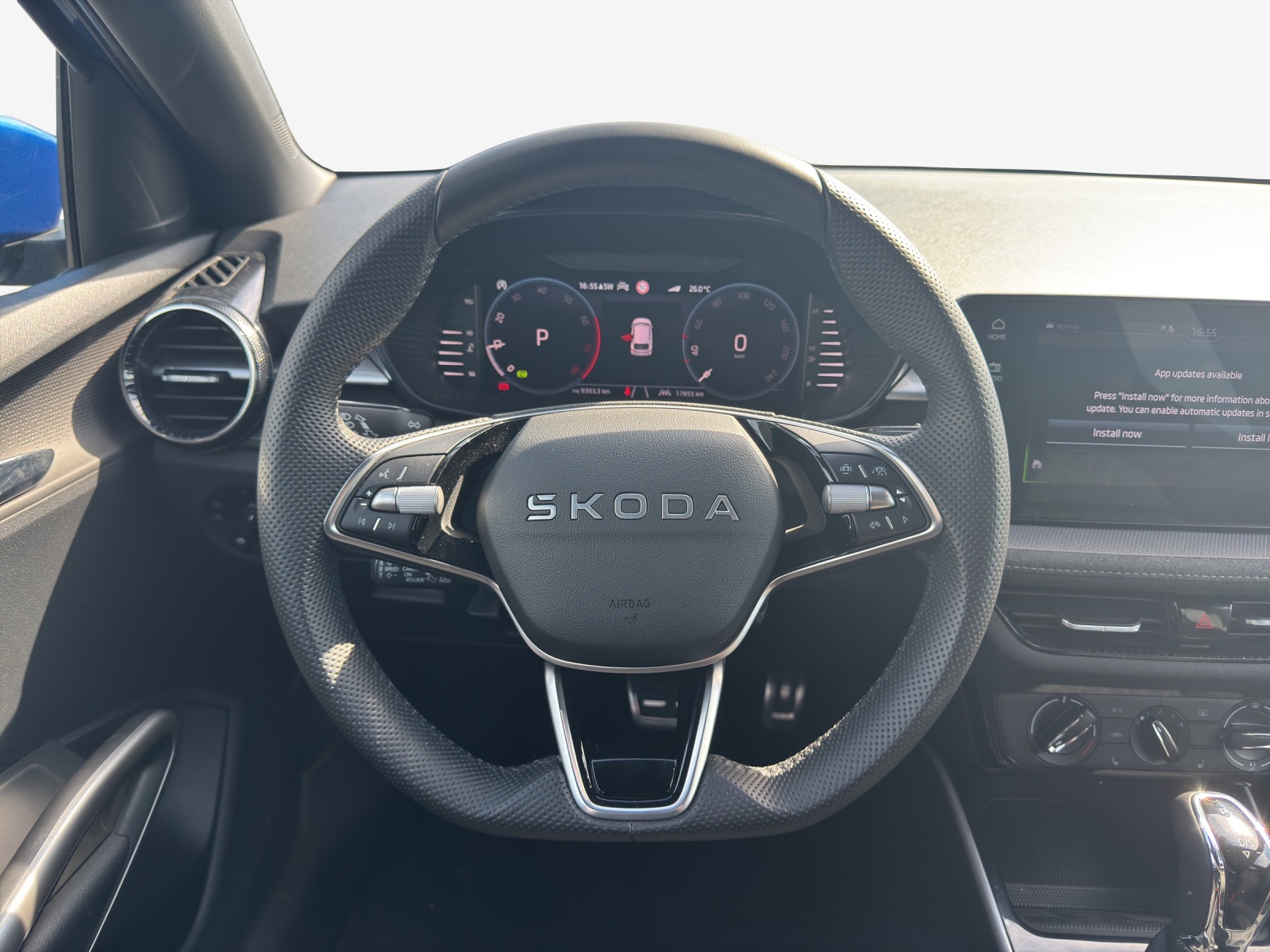 SKODA Fabia 1.0 TSI Selection DSG-image-9