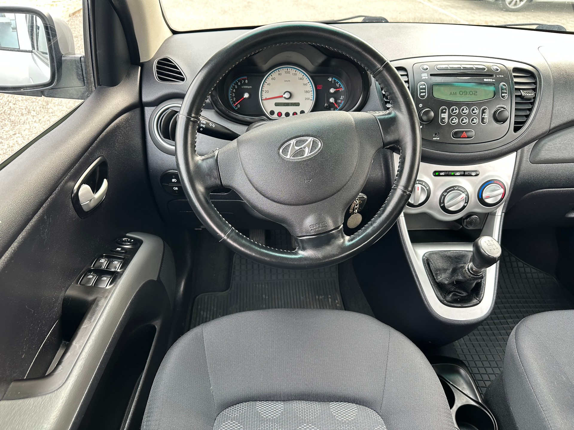 HYUNDAI i10 1.2 Style-image-5