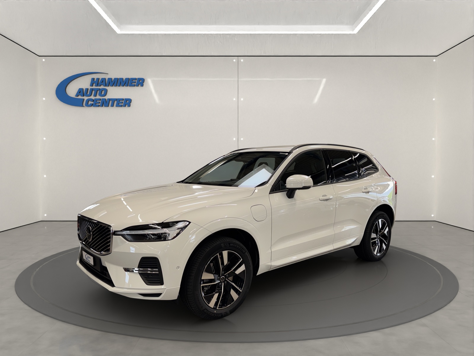 VOLVO XC60 2.0 T6 TE Core eAWD-image-0