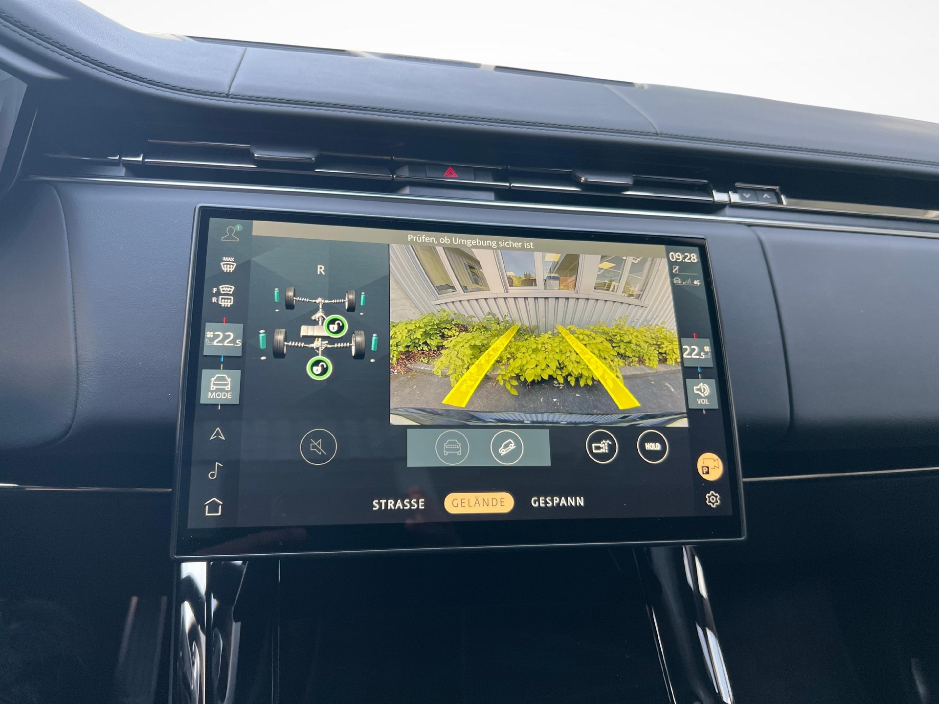 LAND ROVER Range Rover Sport 3.0 I6 P550e Autobiography-image-12