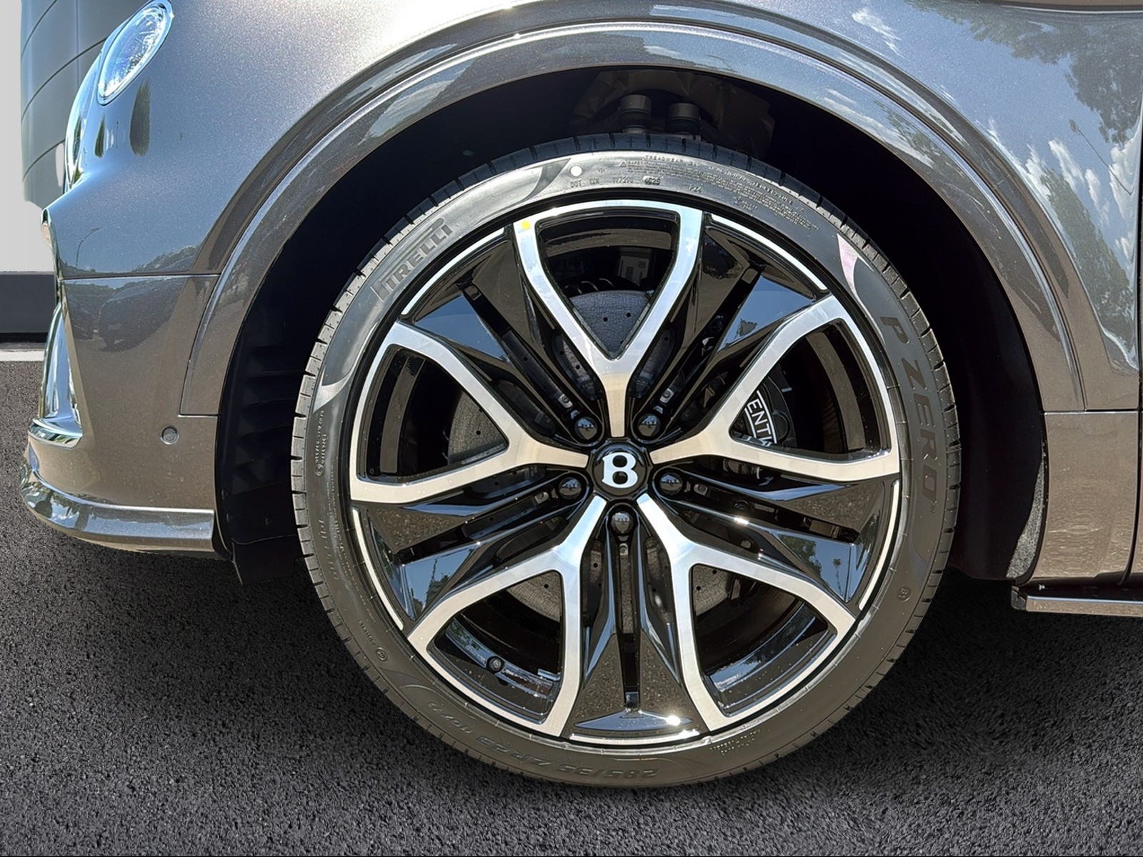 BENTLEY Bentayga SPEED V8-image-11