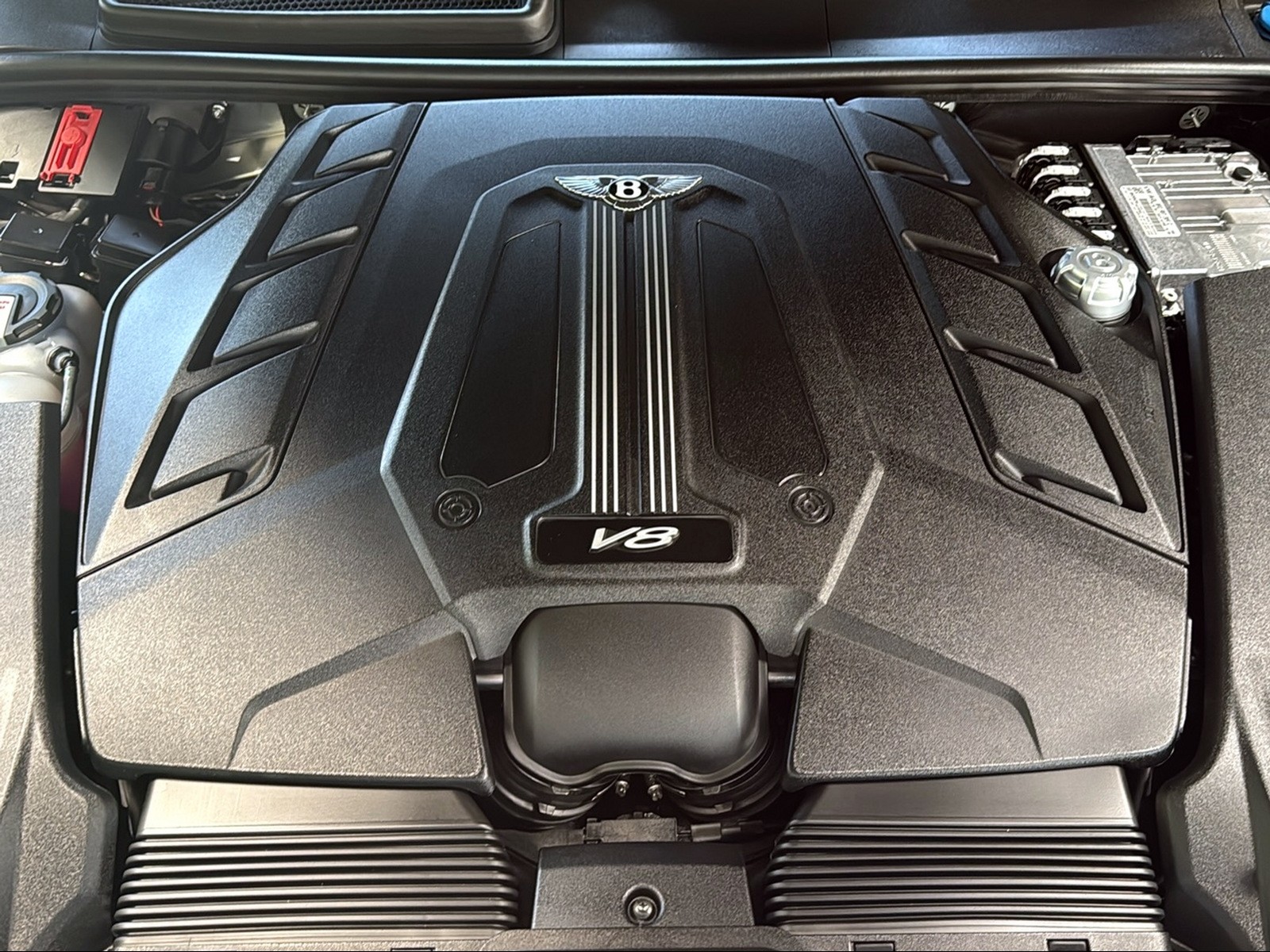 BENTLEY Bentayga SPEED V8-image-10
