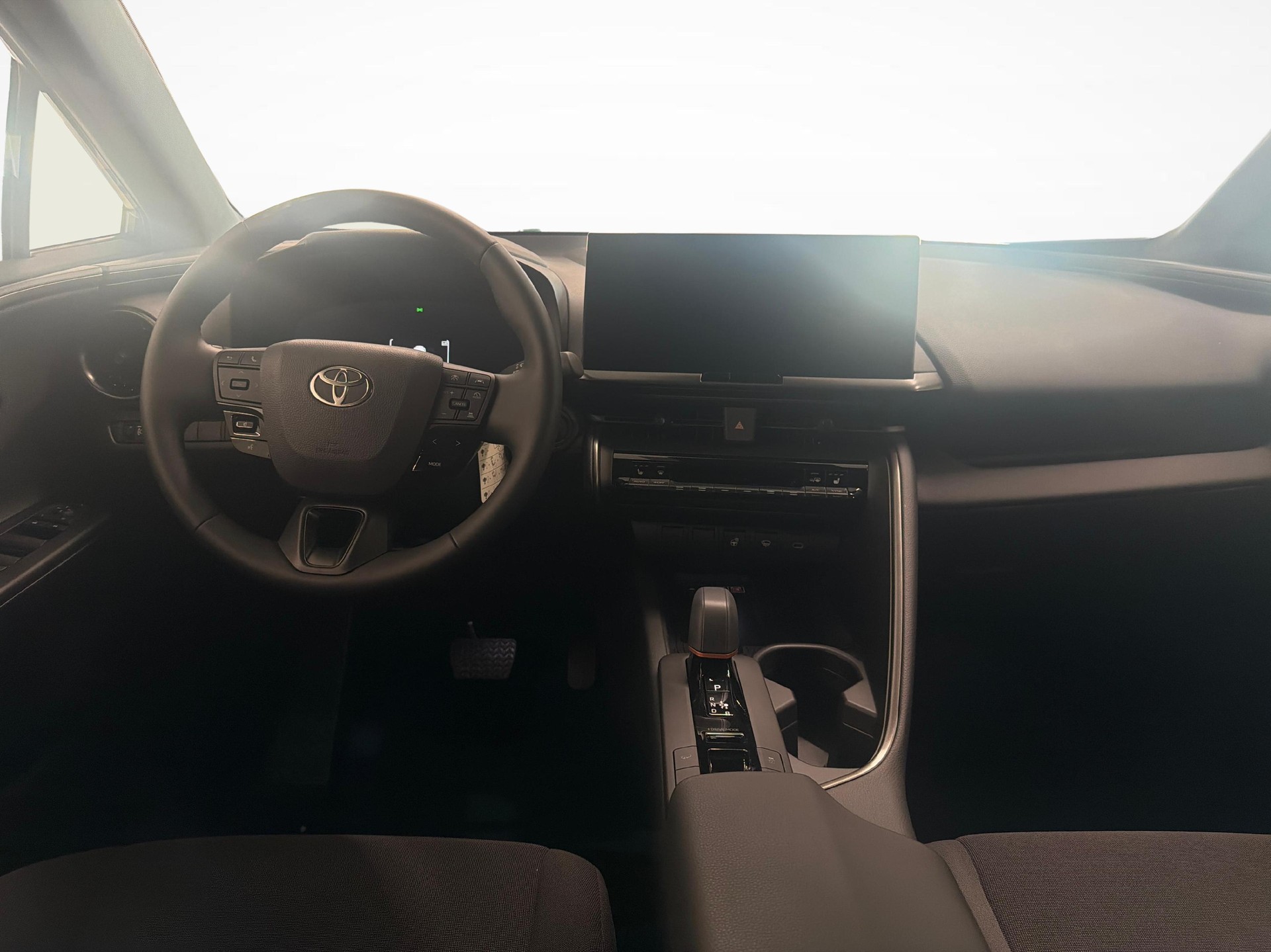 TOYOTA C-HR 2.0 PHEV Swiss Edition-image-9