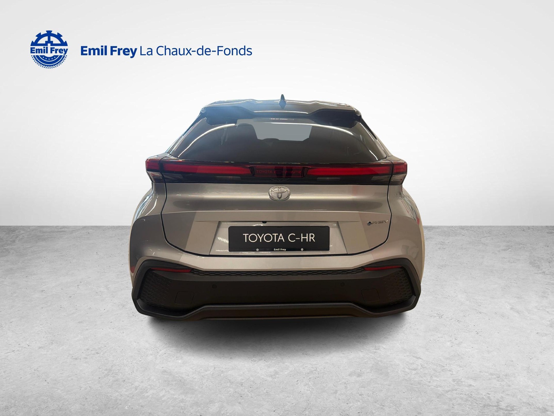 TOYOTA C-HR 2.0 PHEV Swiss Edition-image-4