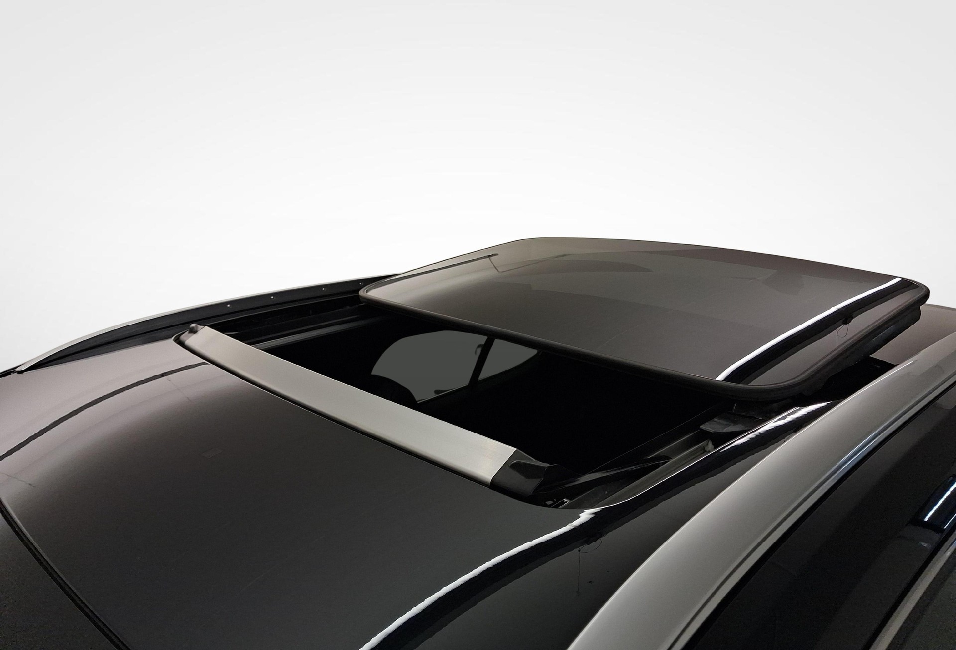 LEXUS UX 250h F-Line-image-14