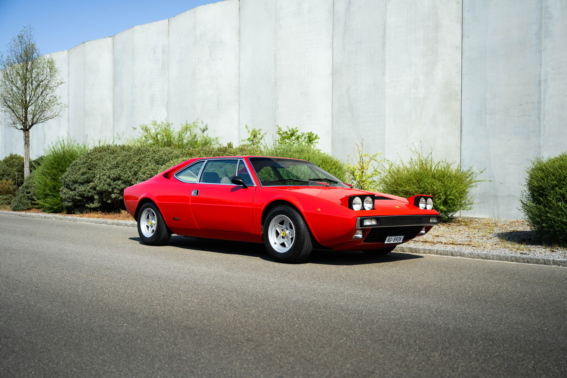 FERRARI 308 GT4-image-0