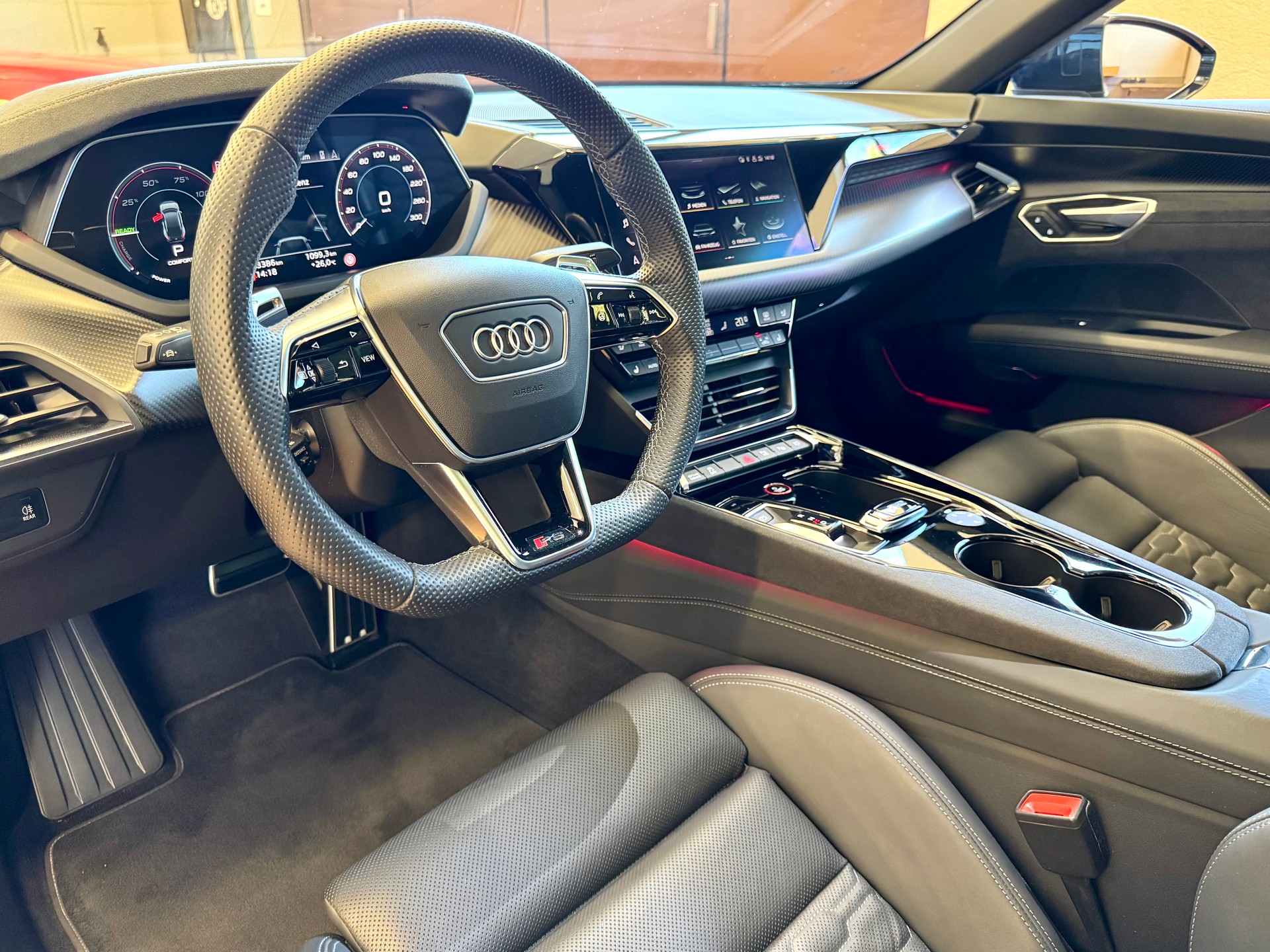 AUDI RS e-tron GT quattro-image-17