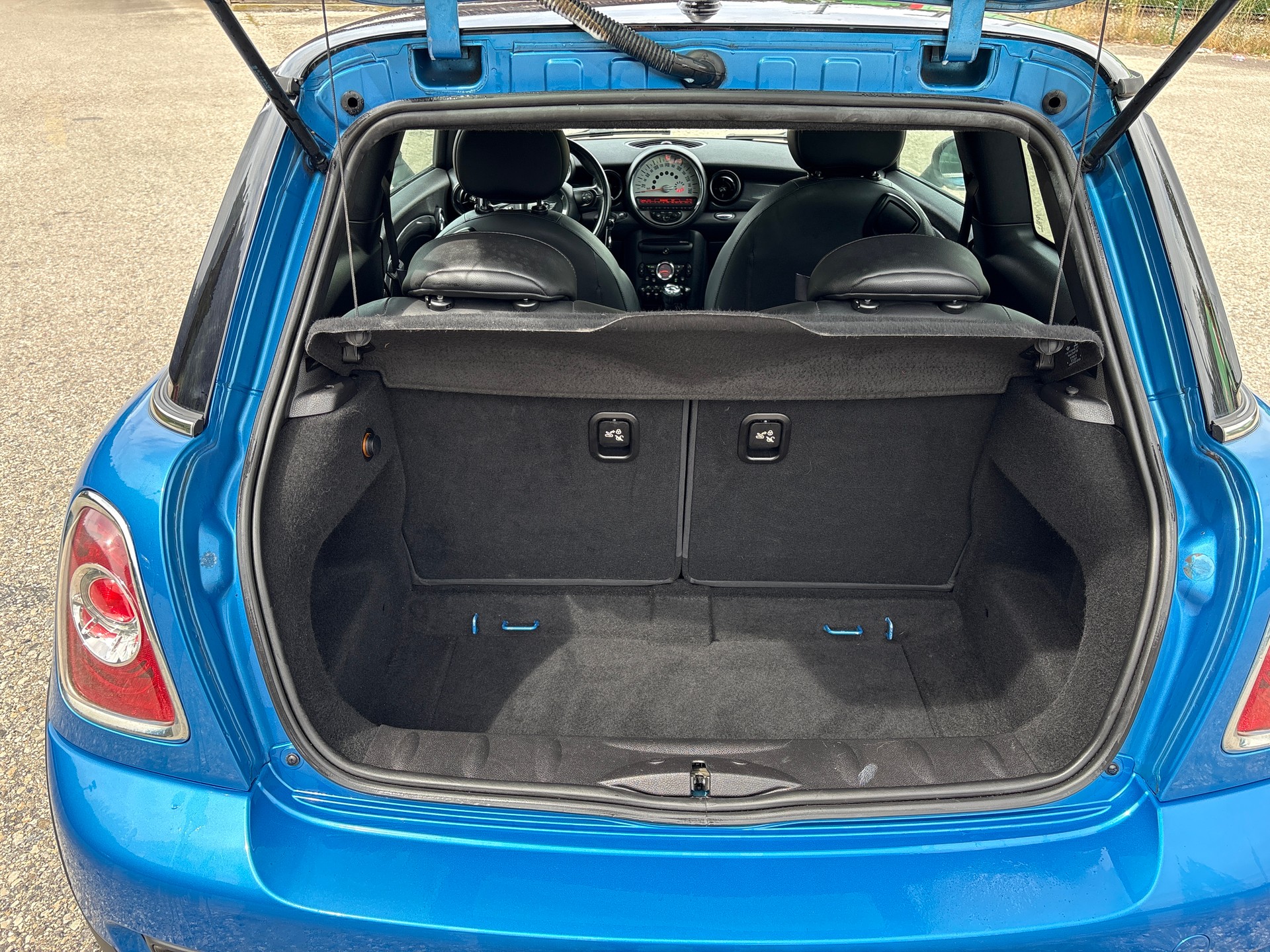 MINI Cooper S-image-6