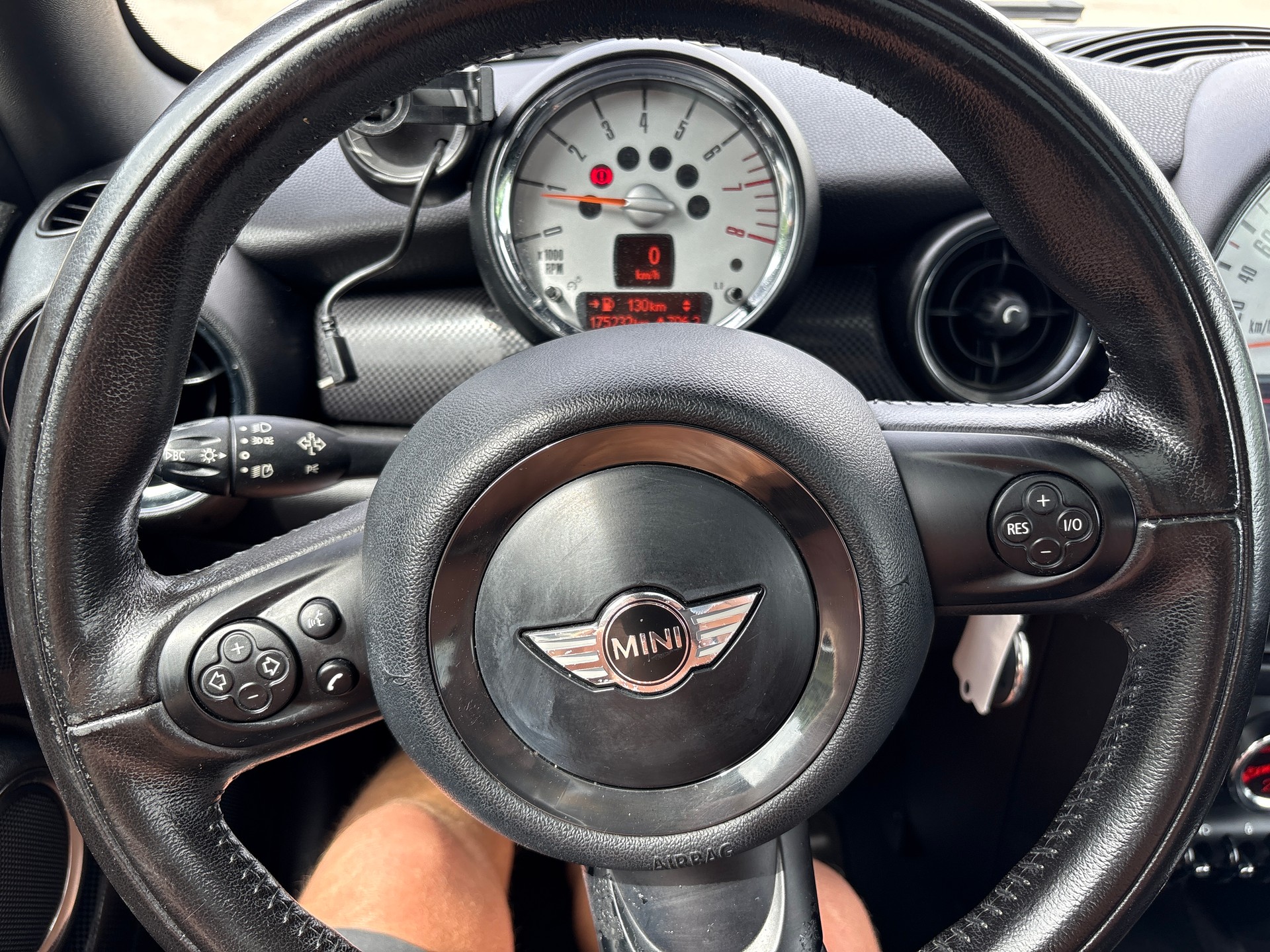 MINI Cooper S-image-11