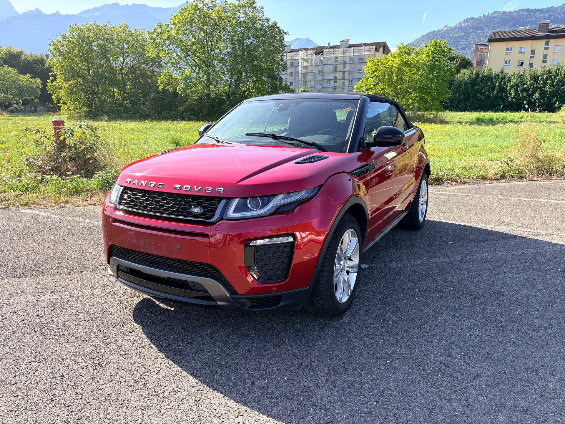 LAND ROVER Range Rover Evoque 2.0 TD4 SE Dynamic AT9-image-0