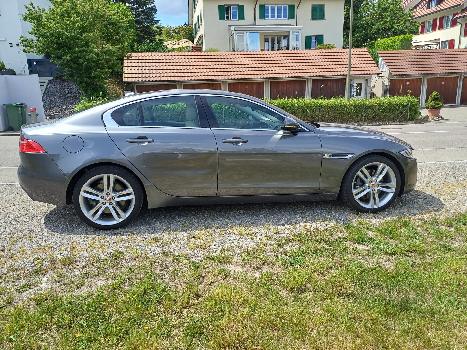 JAGUAR 2.0 T 200 Prestige-image-2