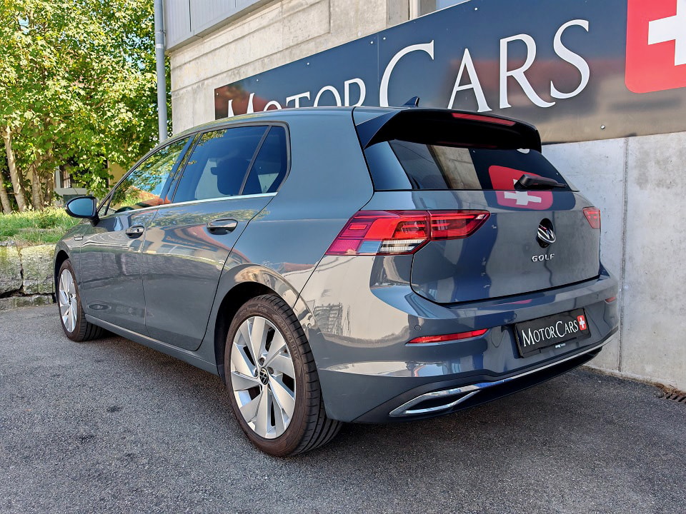 VW Golf 1.5 TSI Style-image-2