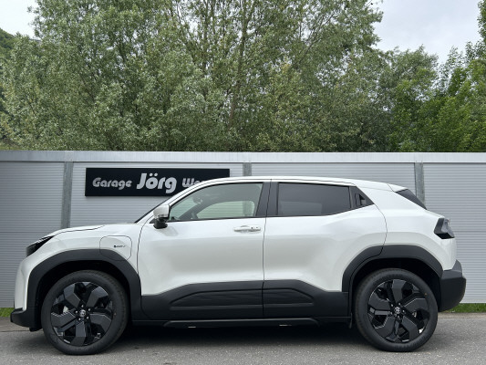 TOYOTA Urban Cr.61kWh Prem. AWD-image-2