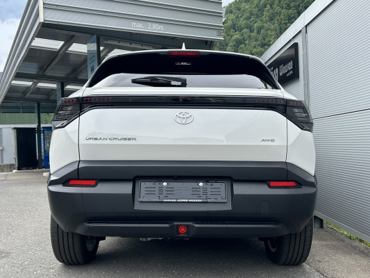 TOYOTA Urban Cr.61kWh Prem. AWD-image-4