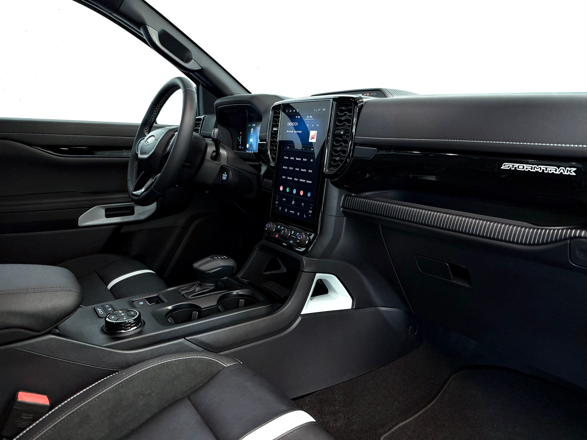 FORD RANGER STORMTRAK SONDERMODELL | DOPPELKABINE | ALLRAD | 10-GANG AUTOMATIK | PLUGIN-HYBRID-image-15