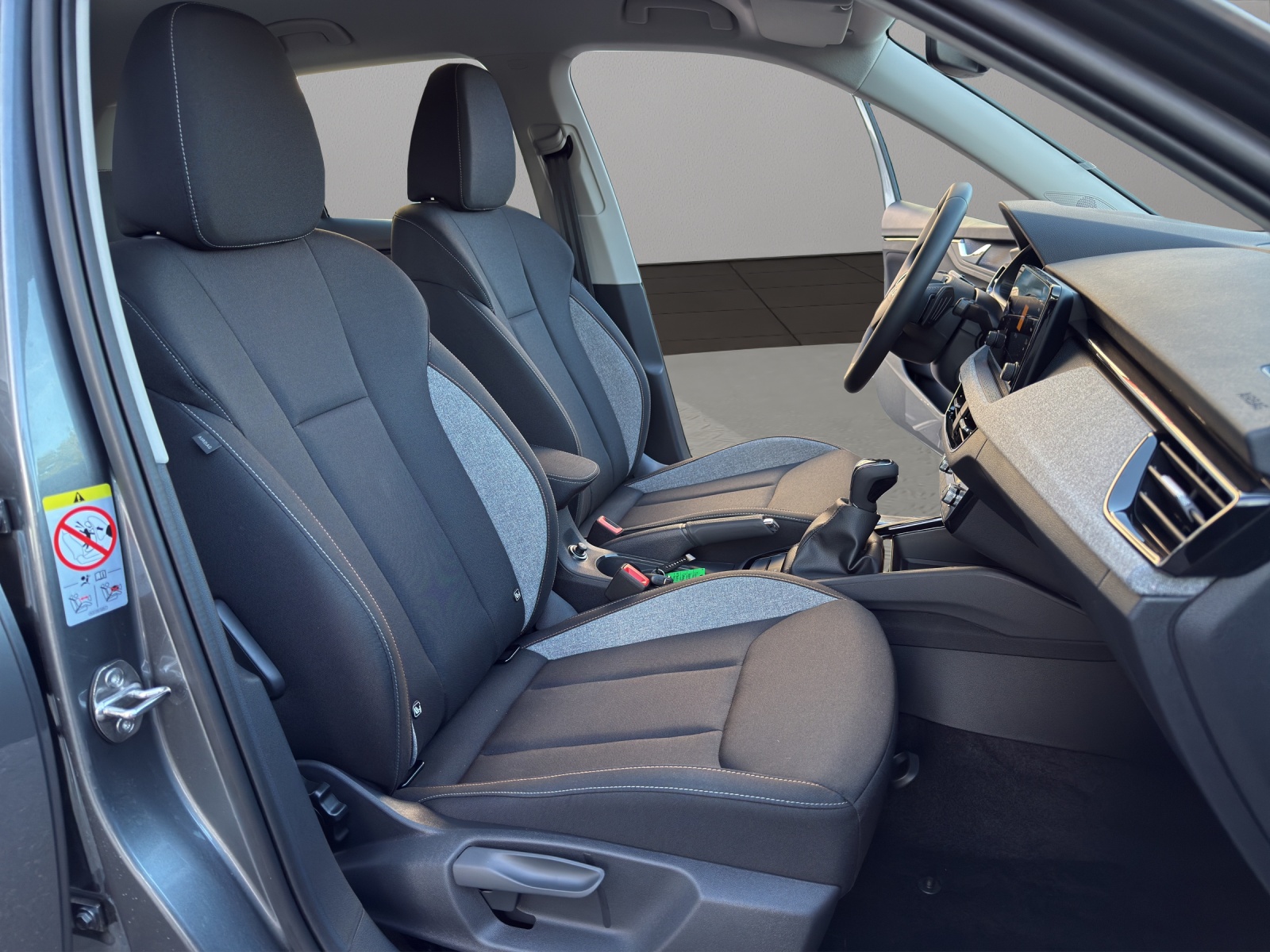 SKODA Kamiq 1.5 TSI Selection DSG-image-16