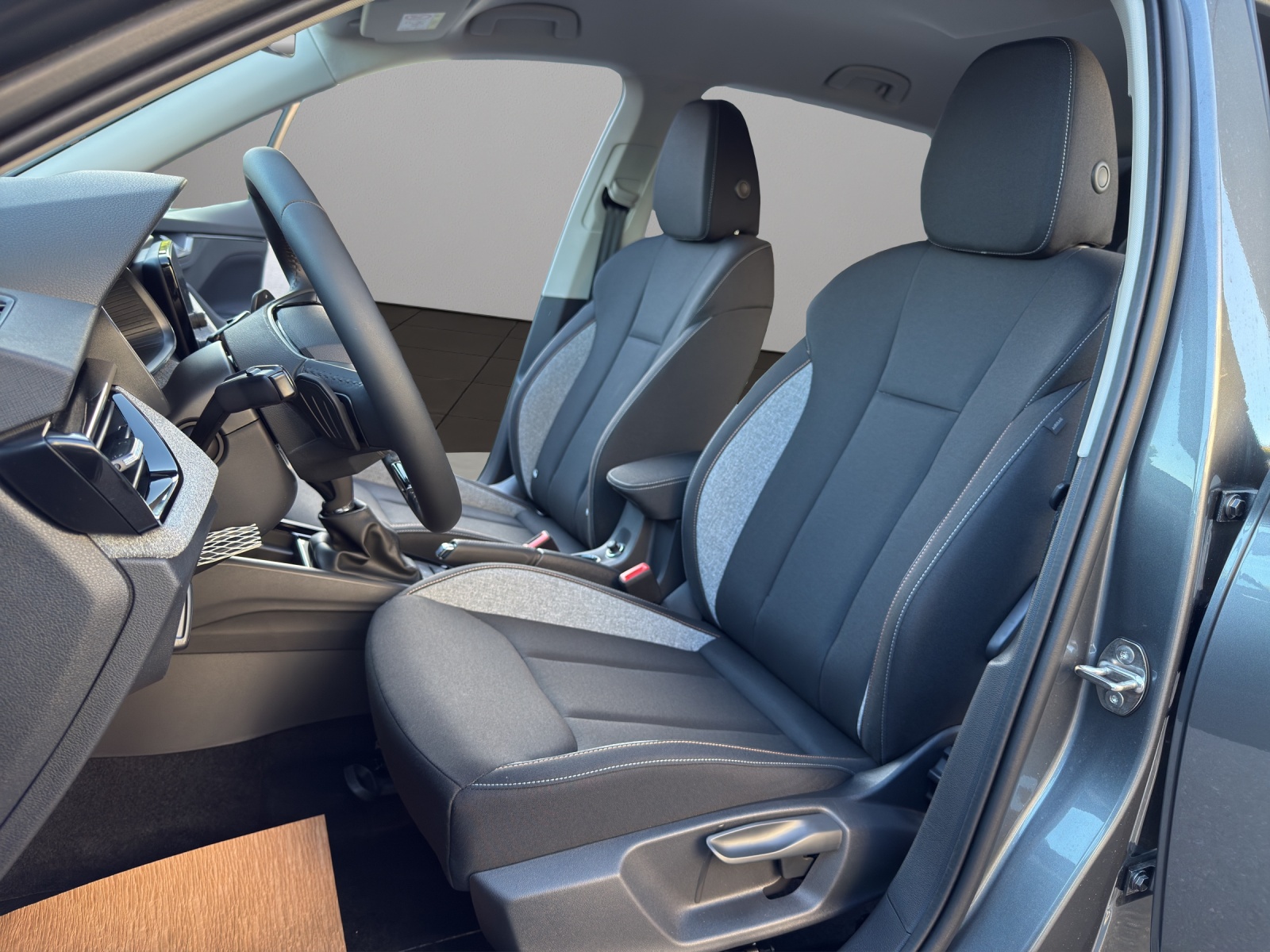 SKODA Kamiq 1.5 TSI Selection DSG-image-8