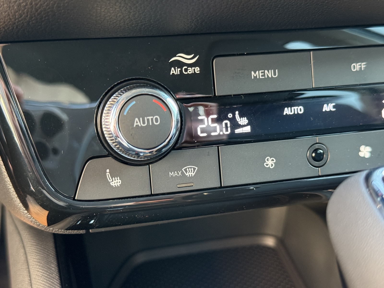SKODA Kamiq 1.5 TSI Selection DSG-image-23