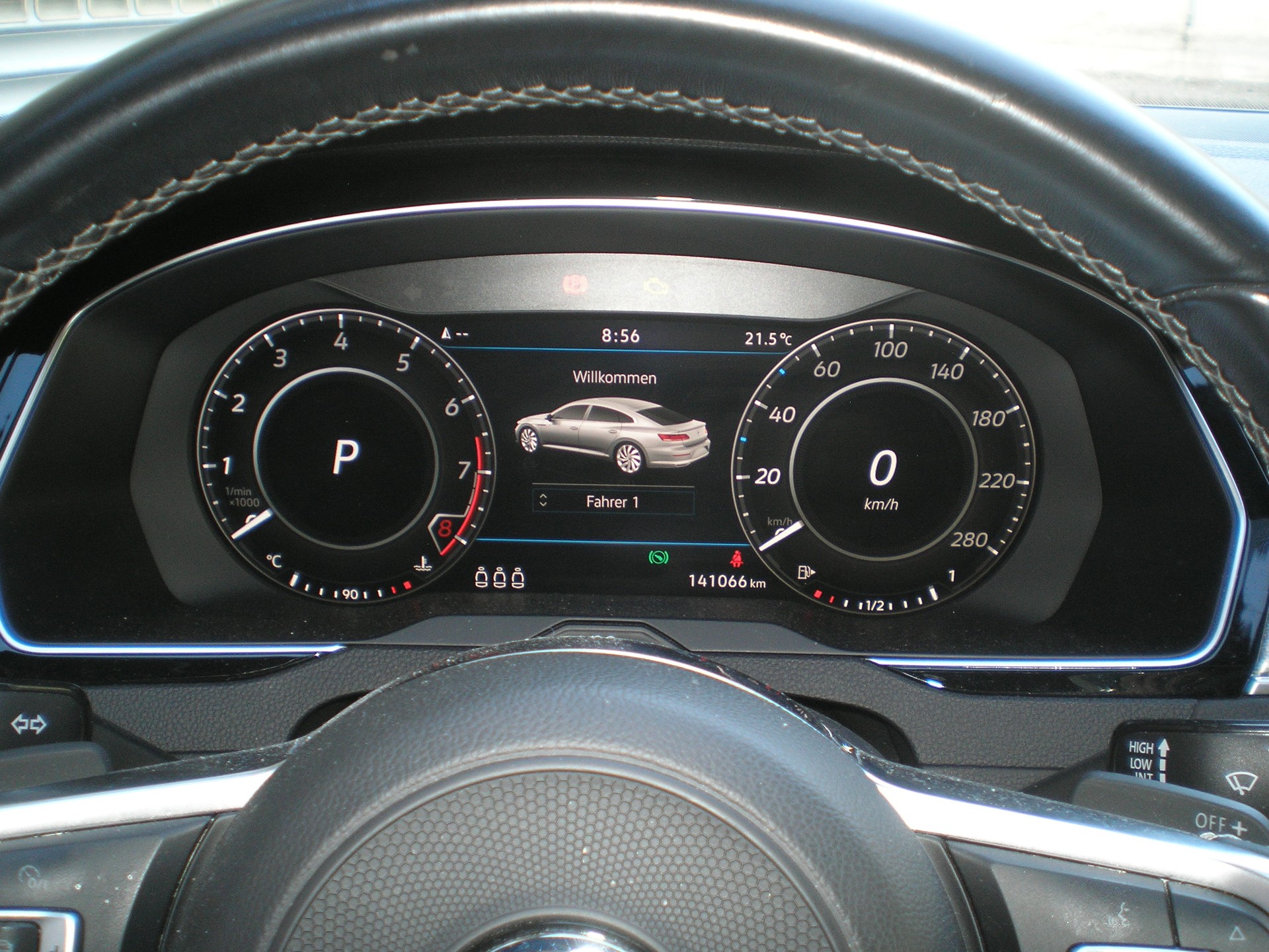 VW Arteon 2.0 TSI BMT R-Line 4Motion DSG-image-4