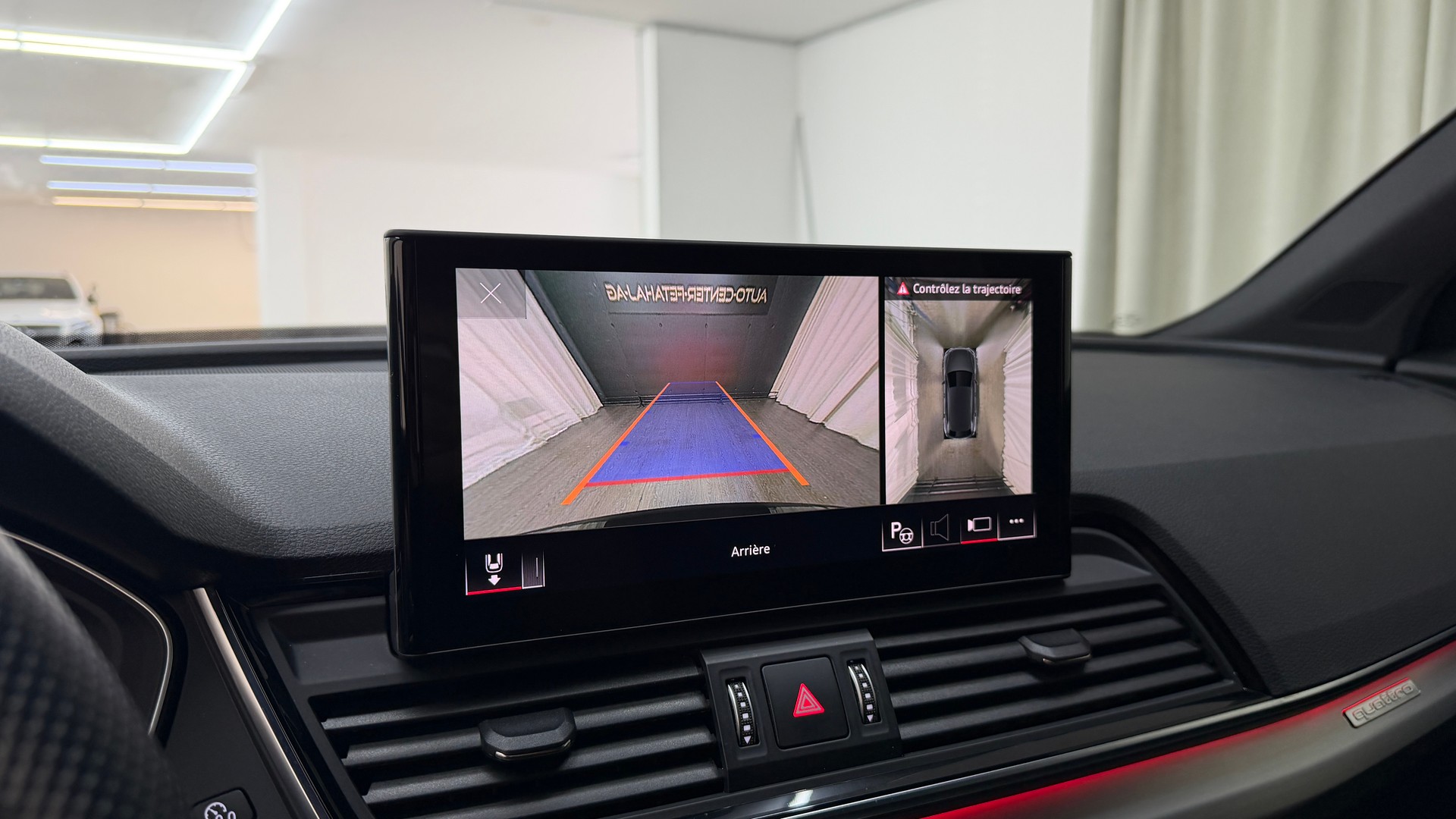 AUDI Q5 45 TFSI S-line quattro S-tronic-image-13