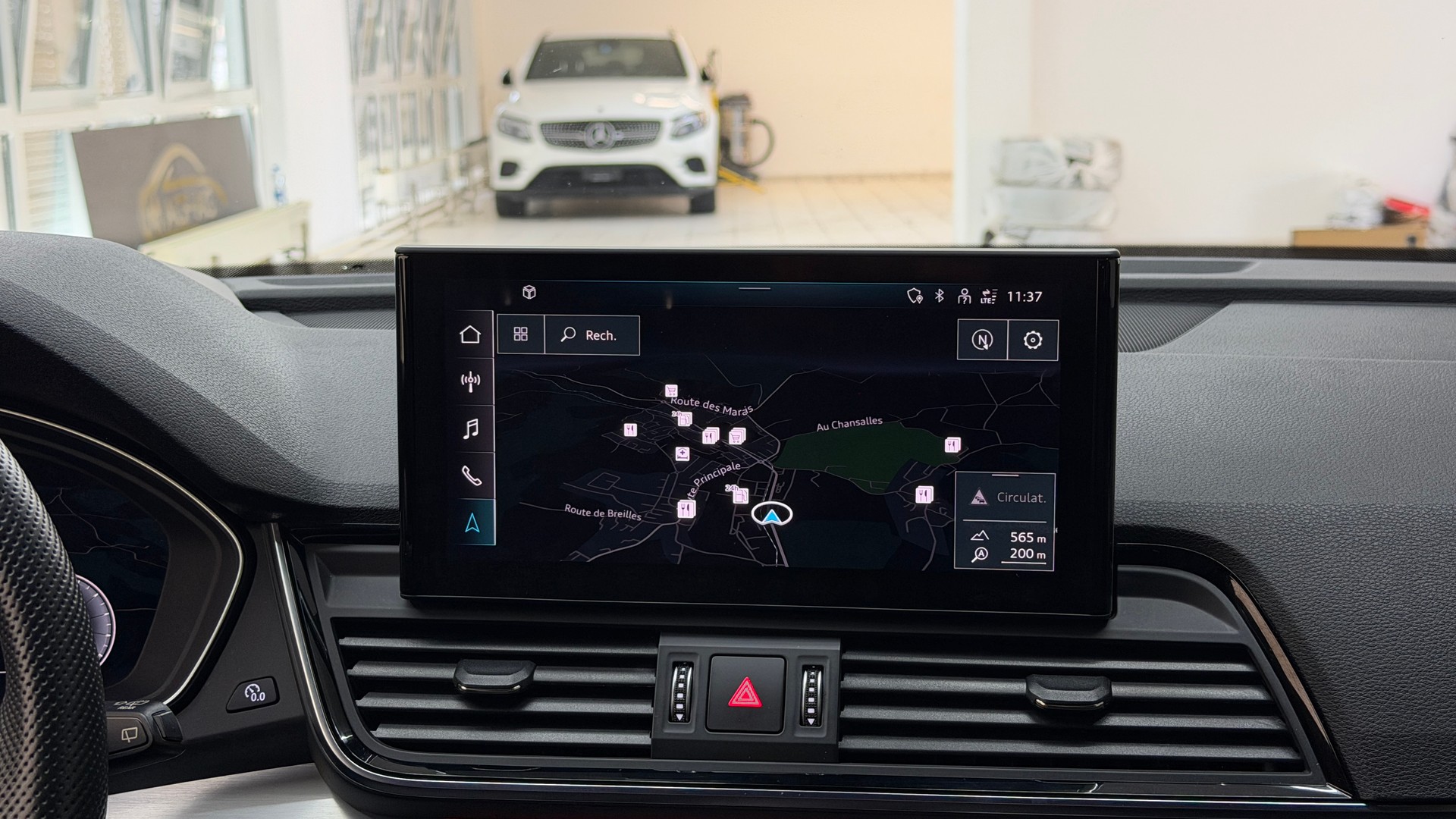 AUDI Q5 45 TFSI S-line quattro S-tronic-image-9
