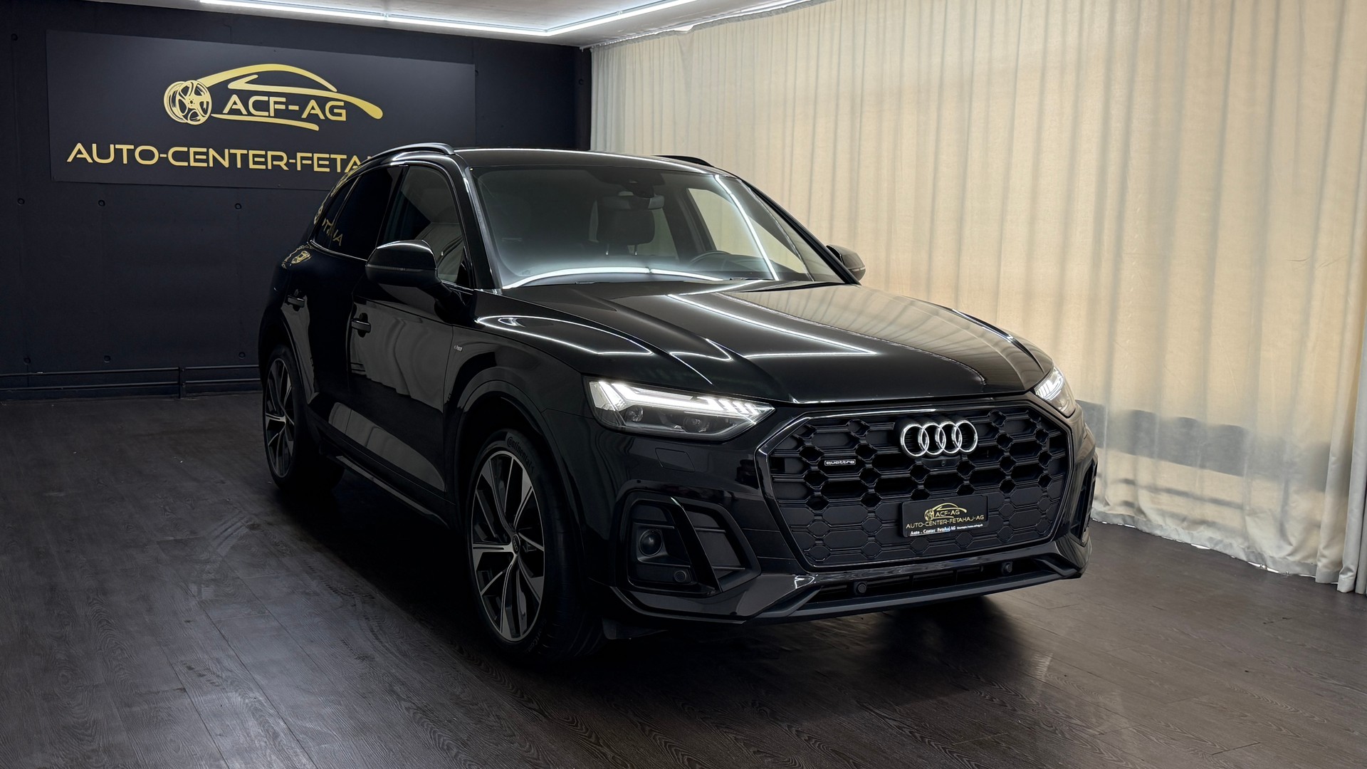 AUDI Q5 45 TFSI S-line quattro S-tronic-showroom-element-2