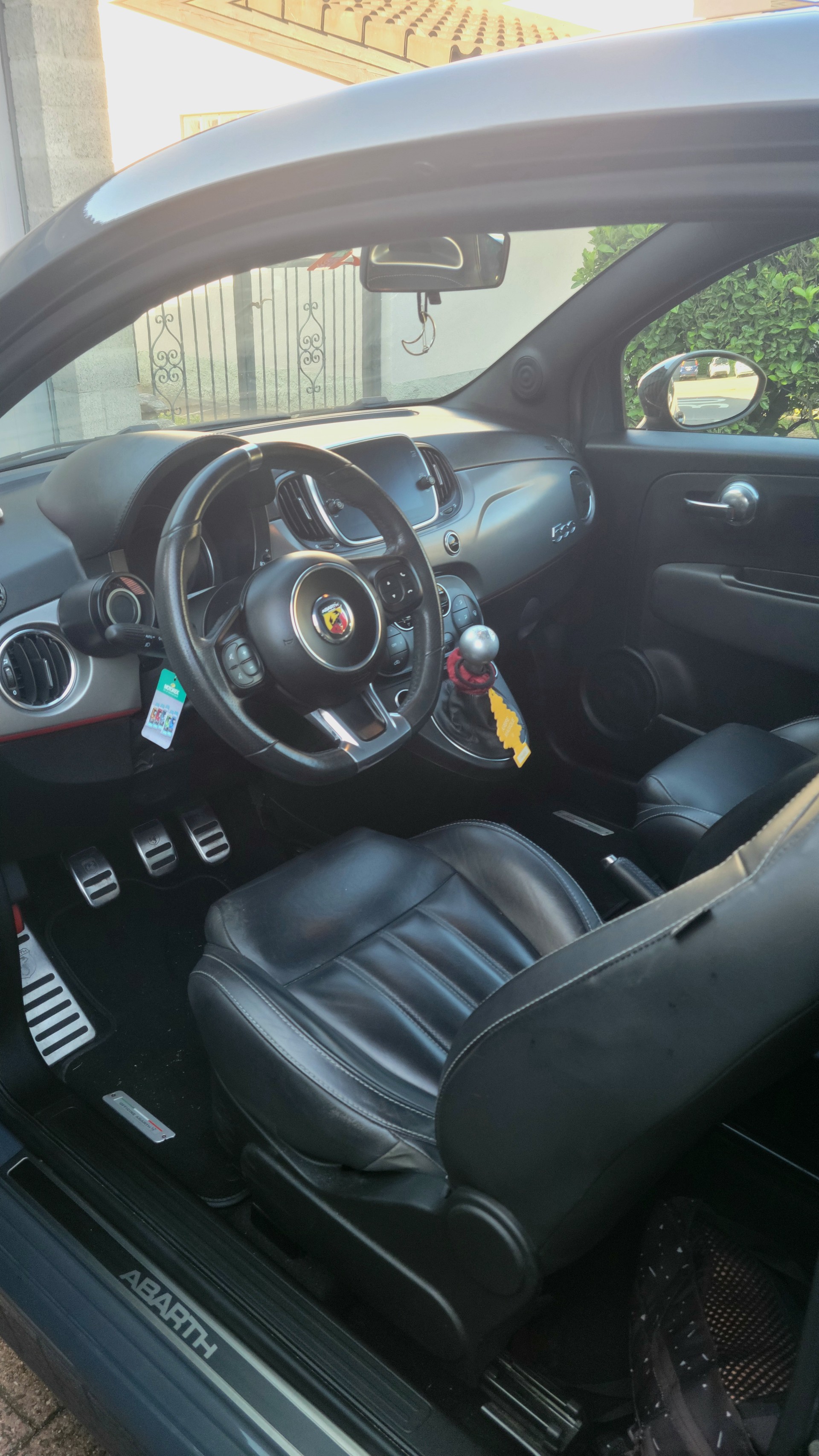 FIAT 500 Abarth-image-4