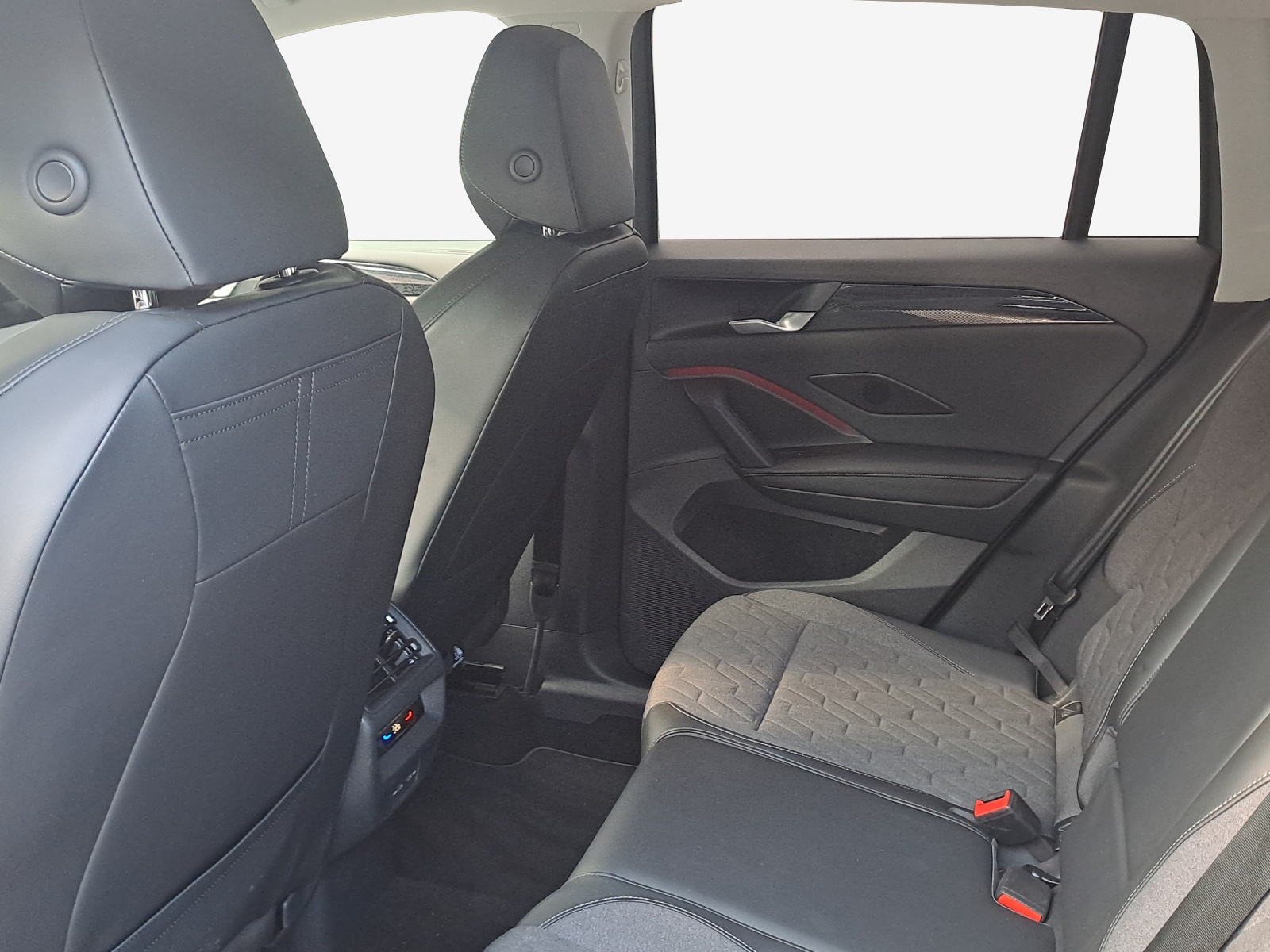 VW Tiguan 1.5 TSI evo2 mHEV United DSG-image-11