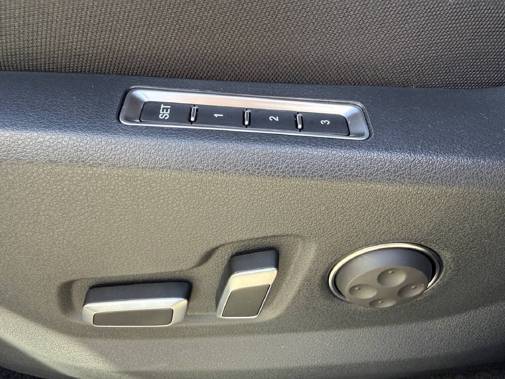 JAC JS6 PHEV-image-6