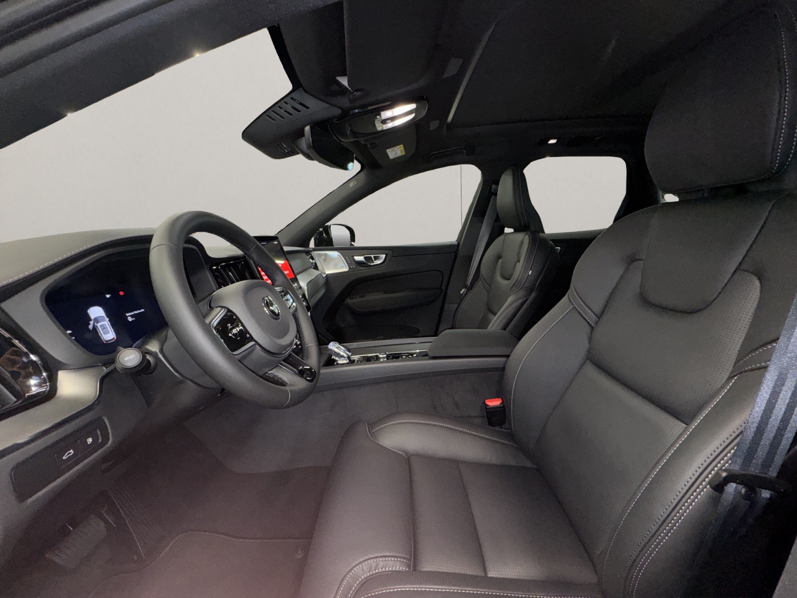 VOLVO XC60 2.0 T8 TE Black Edition eAWD-image-8