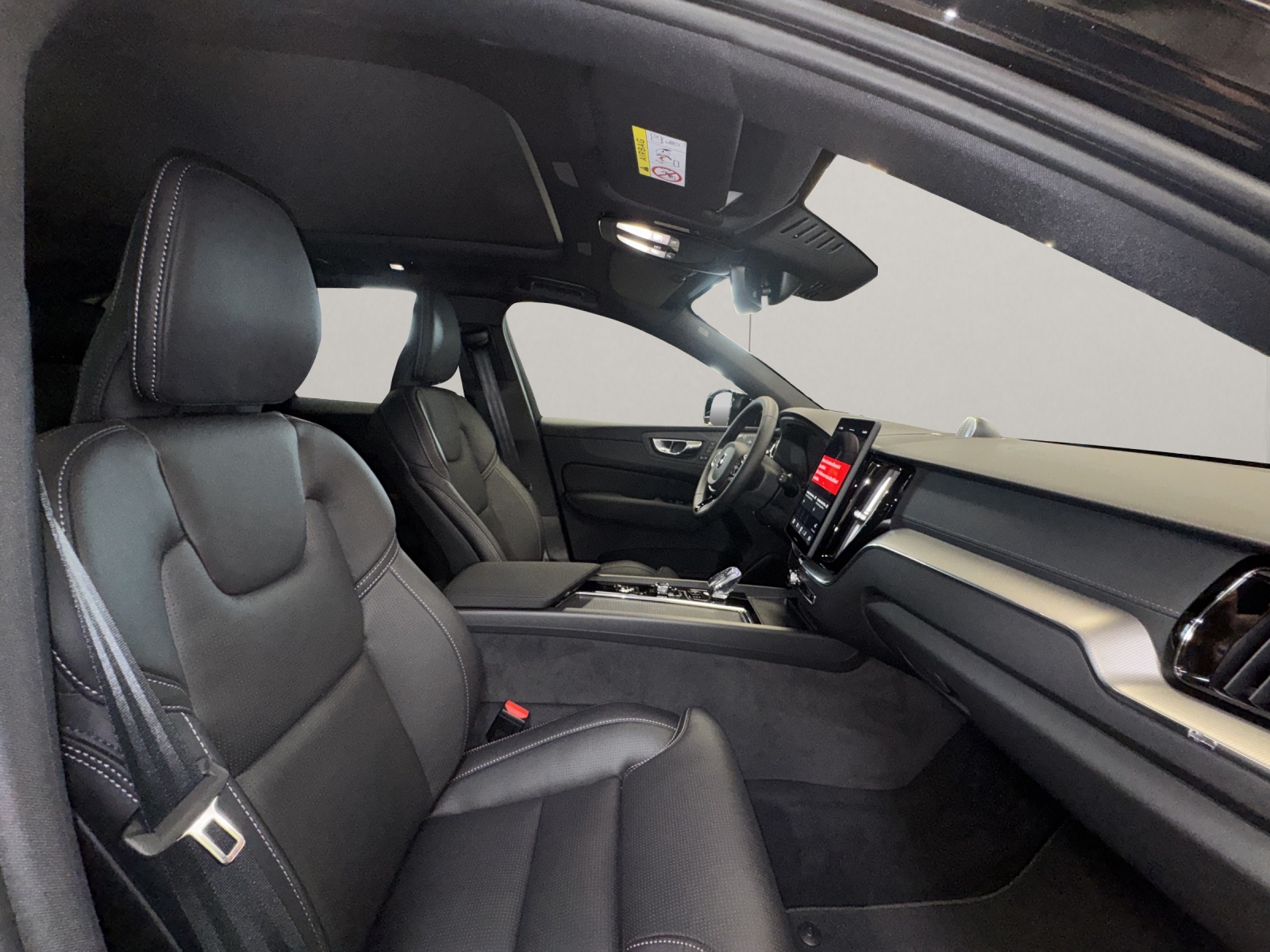 VOLVO XC60 2.0 T8 TE Black Edition eAWD-image-7