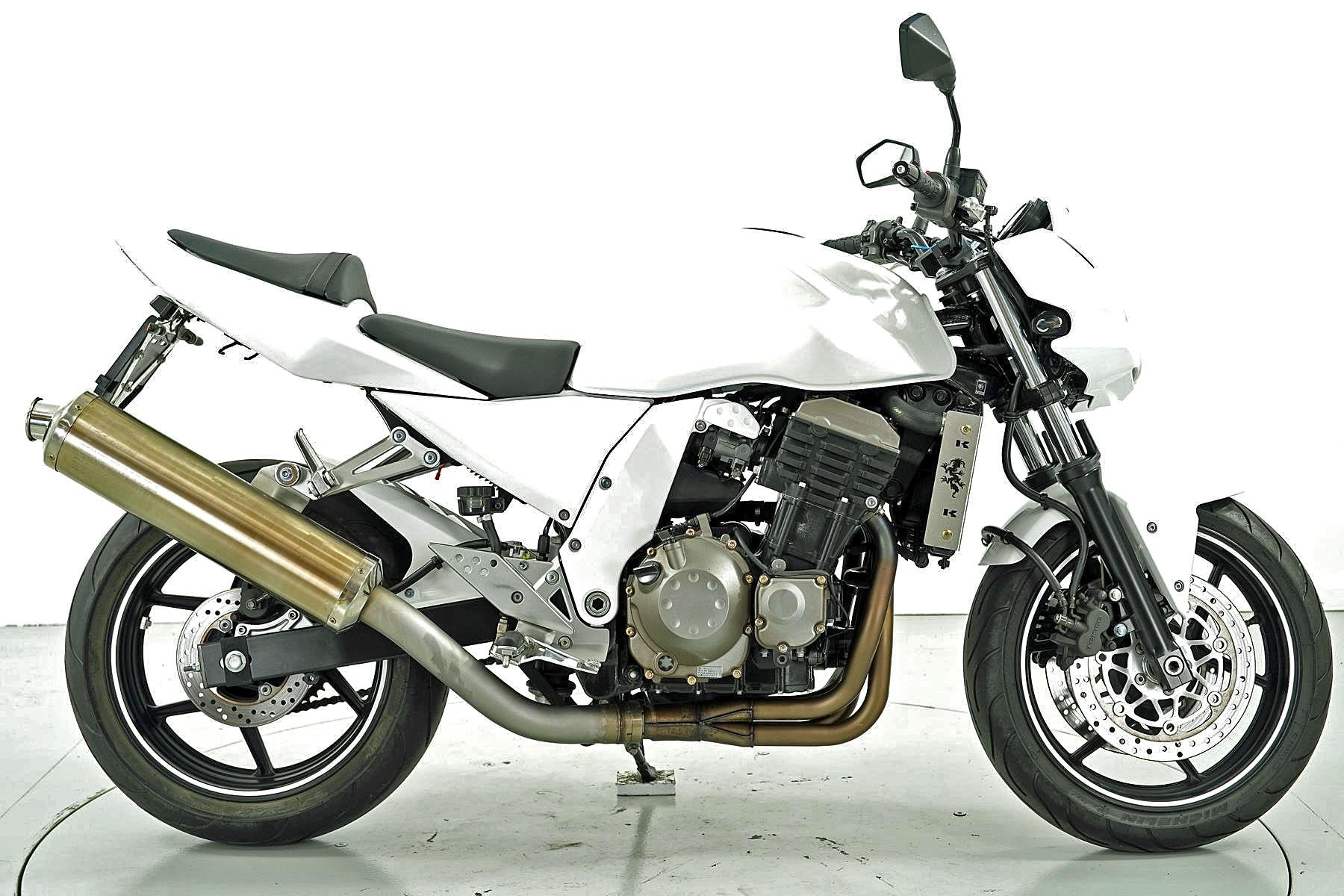 KAWASAKI Z 750-showroom-element-3