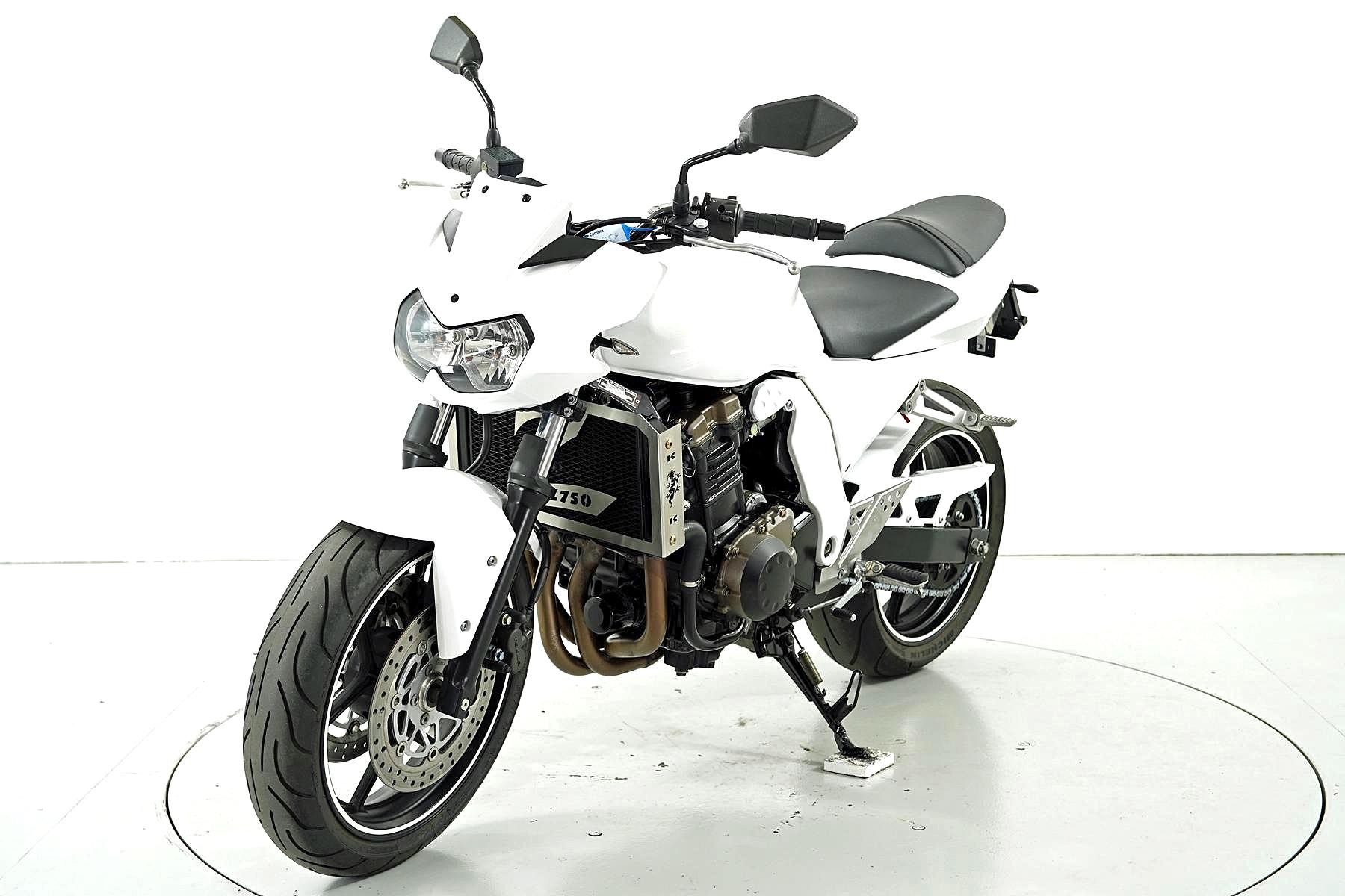 KAWASAKI Z 750-showroom-element-2