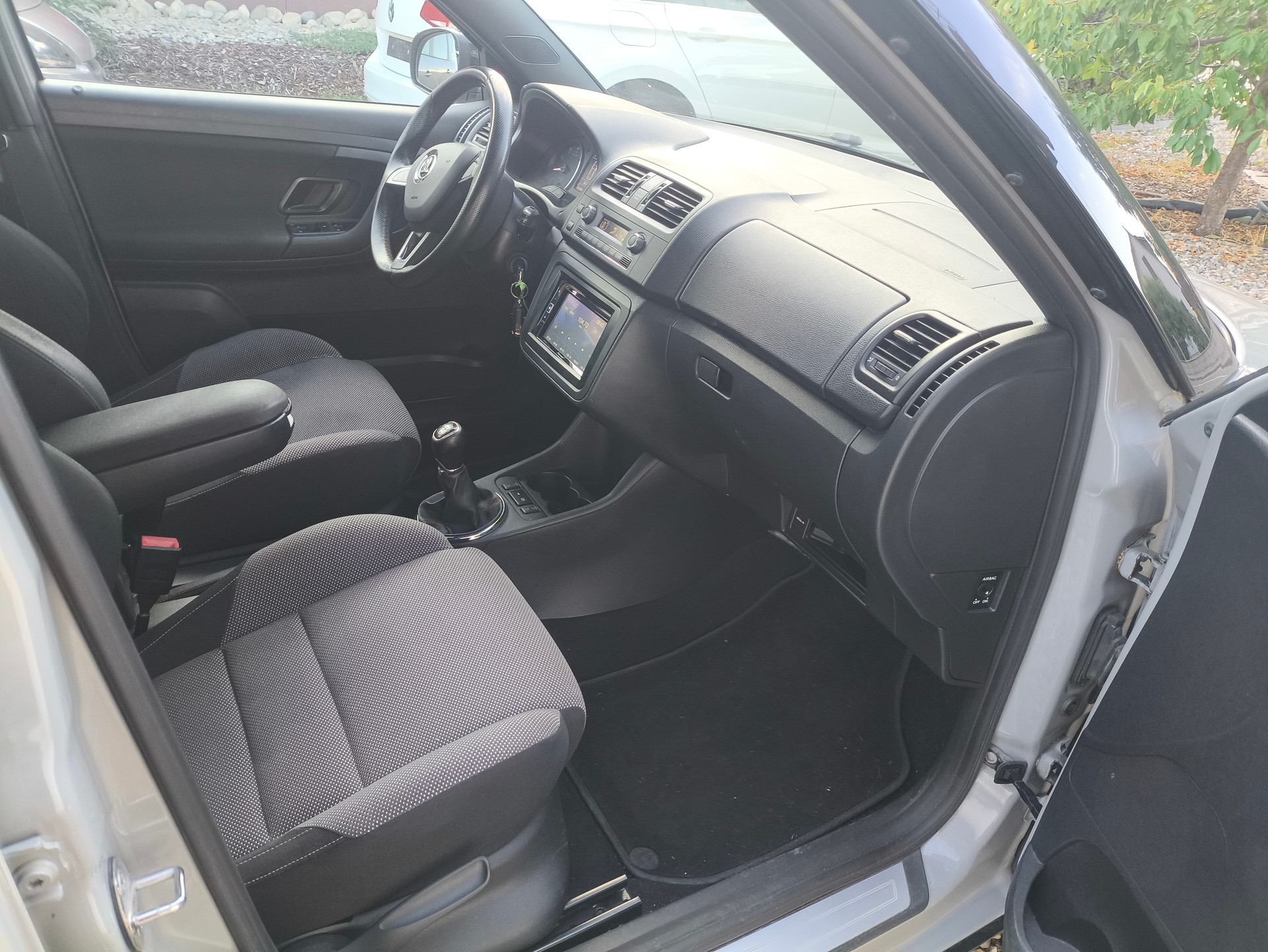SKODA Fabia 1.2 TSI Monte Carlo-image-14
