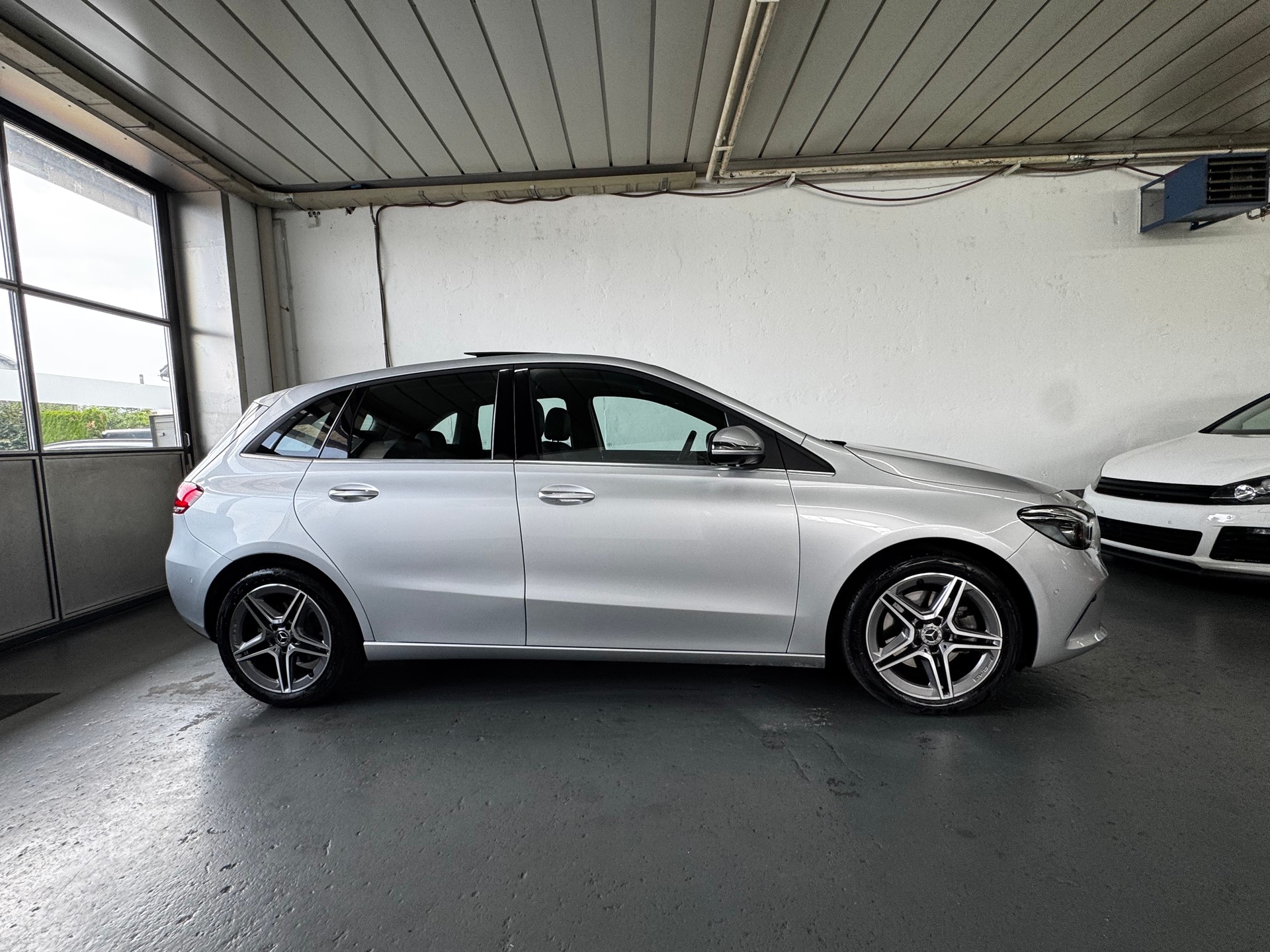 MERCEDES-BENZ B 220 4Matic Progressive 7G-DCT-image-8
