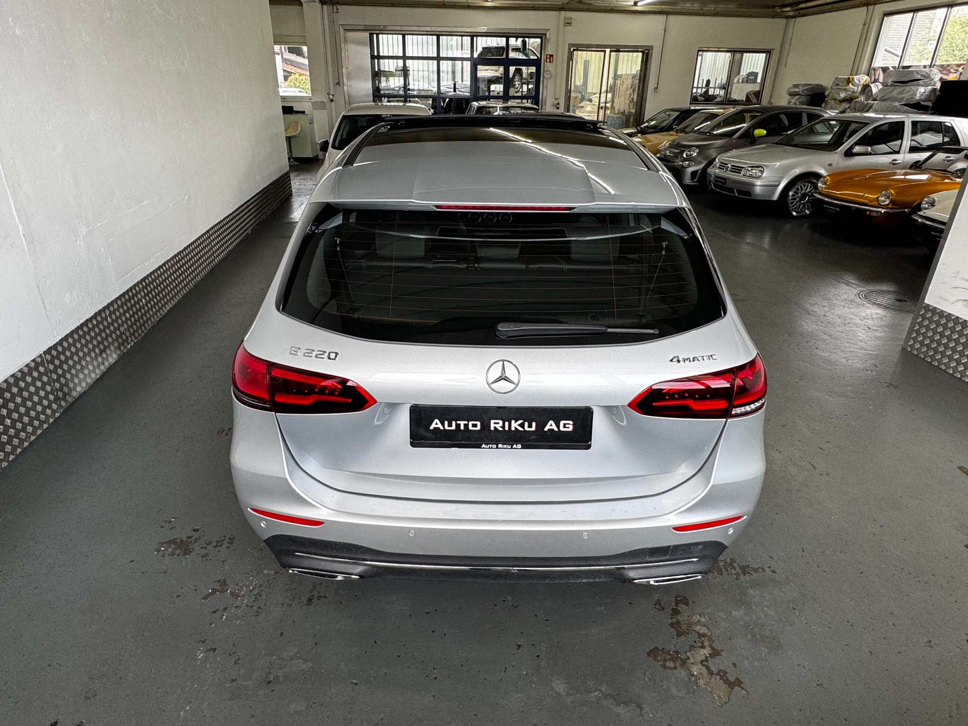 MERCEDES-BENZ B 220 4Matic Progressive 7G-DCT-image-11