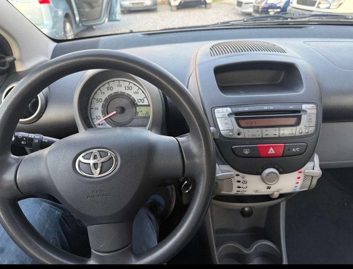 TOYOTA Aygo 1.0 easy-image-6