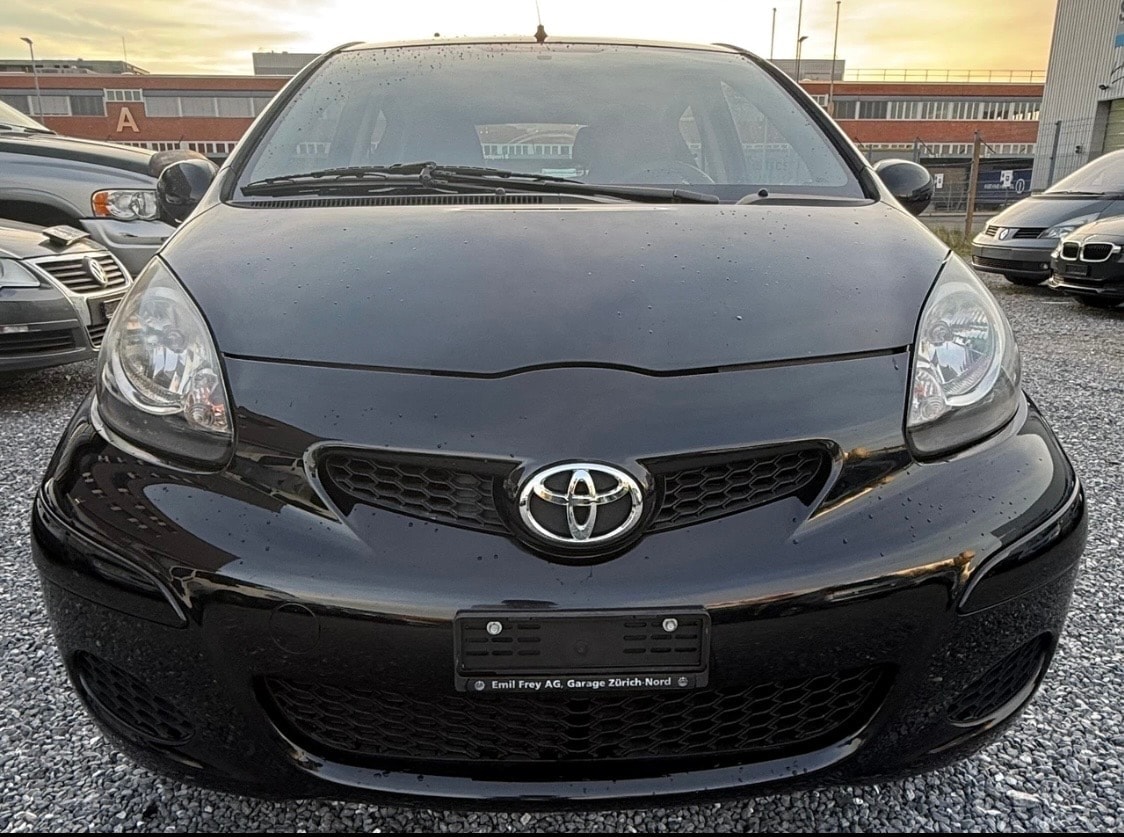 TOYOTA Aygo 1.0 easy-image-0