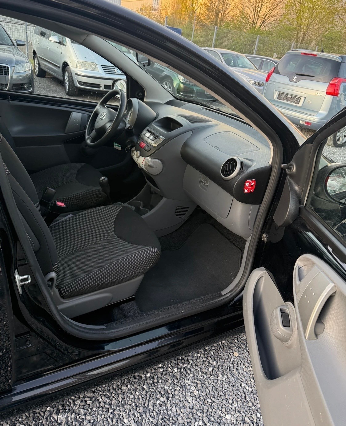 TOYOTA Aygo 1.0 easy-image-10