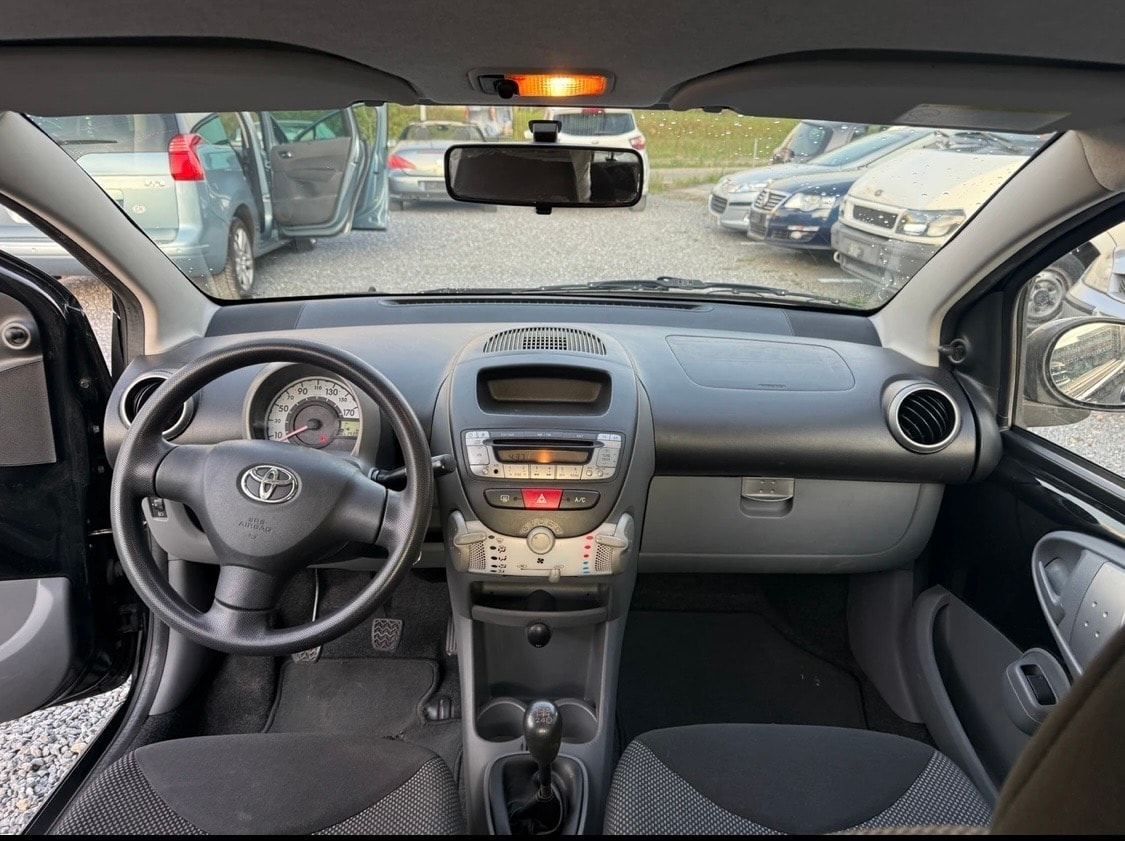 TOYOTA Aygo 1.0 easy-image-9