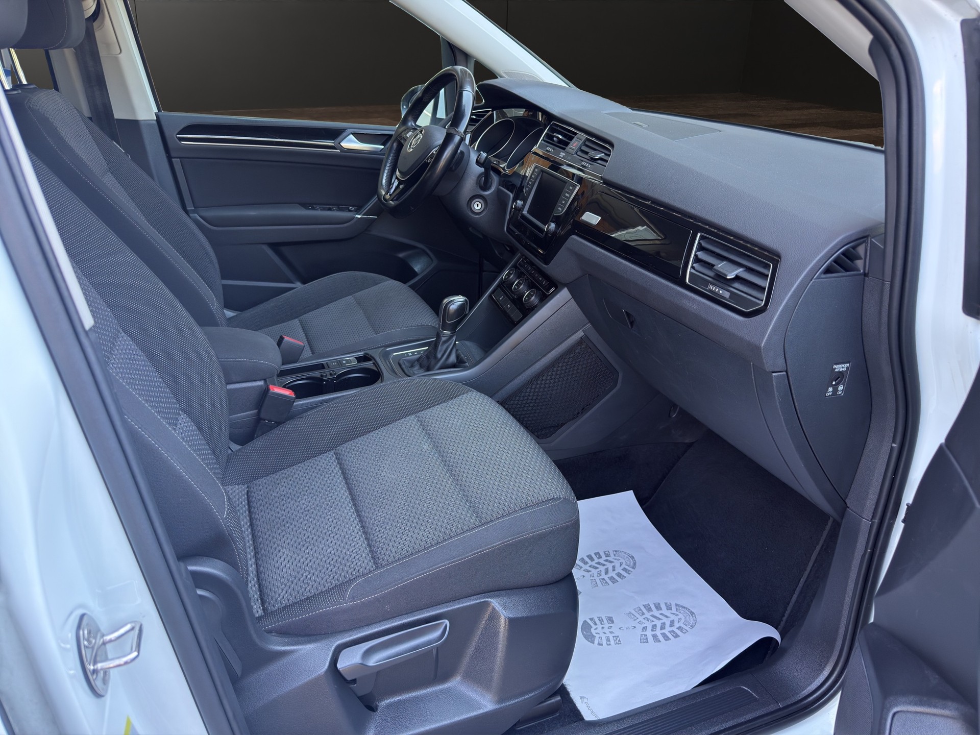 VW Touran 1.4 TSI BlueMotion Technology Family DSG 7Plätzer-image-12