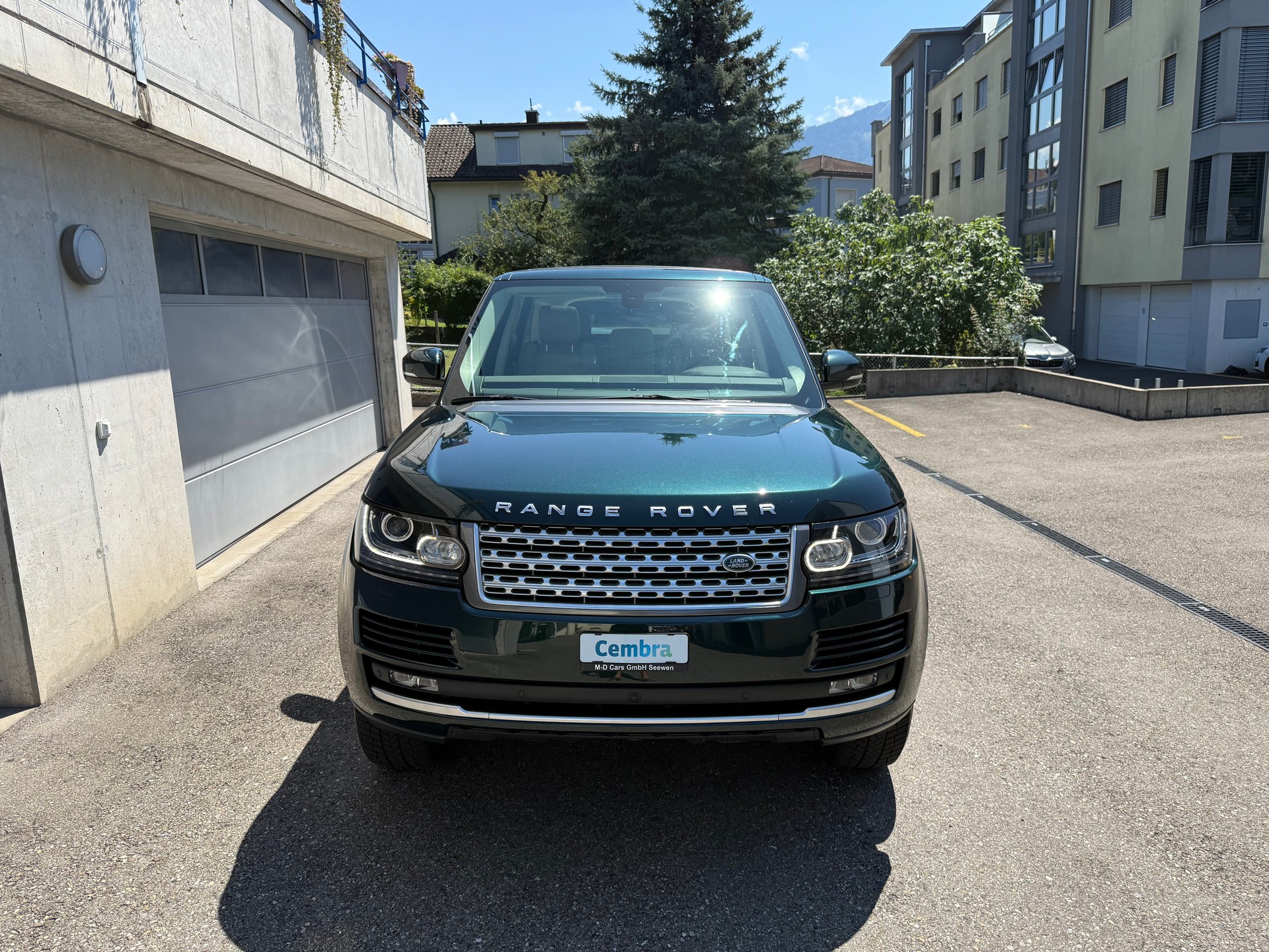 LAND ROVER Range Rover 4.4 SDV8 Vogue Automatic-image-1