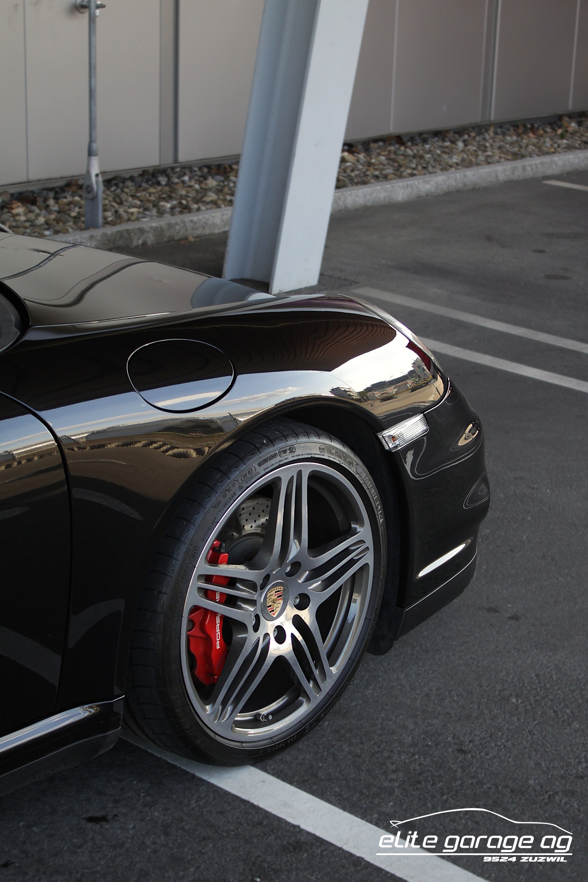 PORSCHE 911 Turbo LIEBHABERFAHRZEUG-image-10