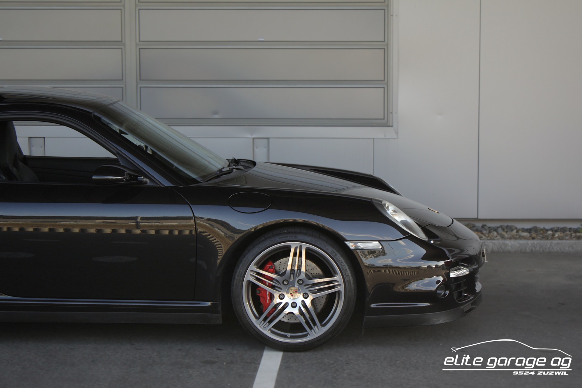 PORSCHE 911 Turbo LIEBHABERFAHRZEUG-image-9